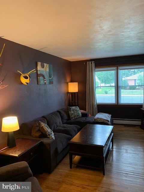 TWIN OAKS - Residential