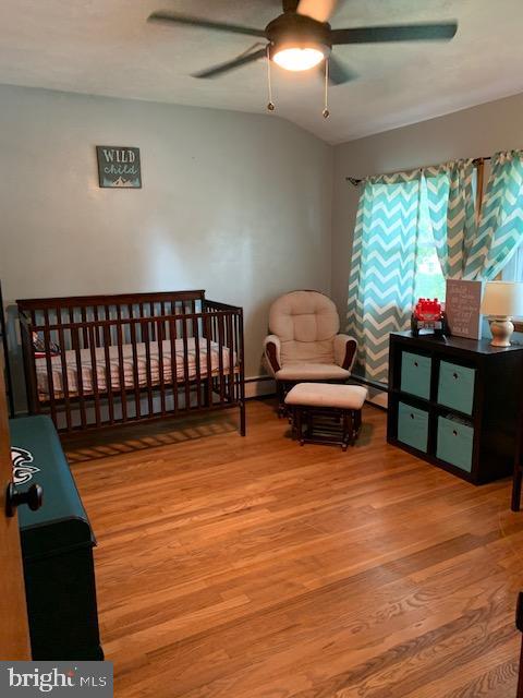 TWIN OAKS - Residential