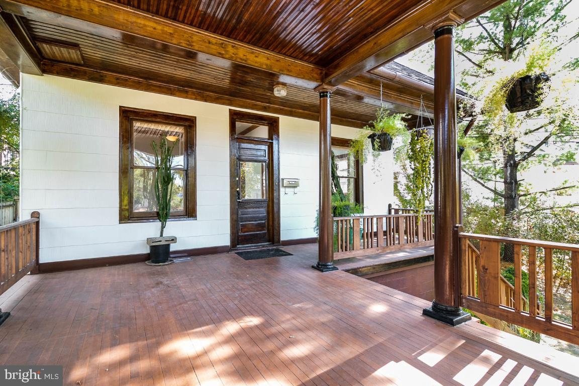 MT RAINIER - Residential