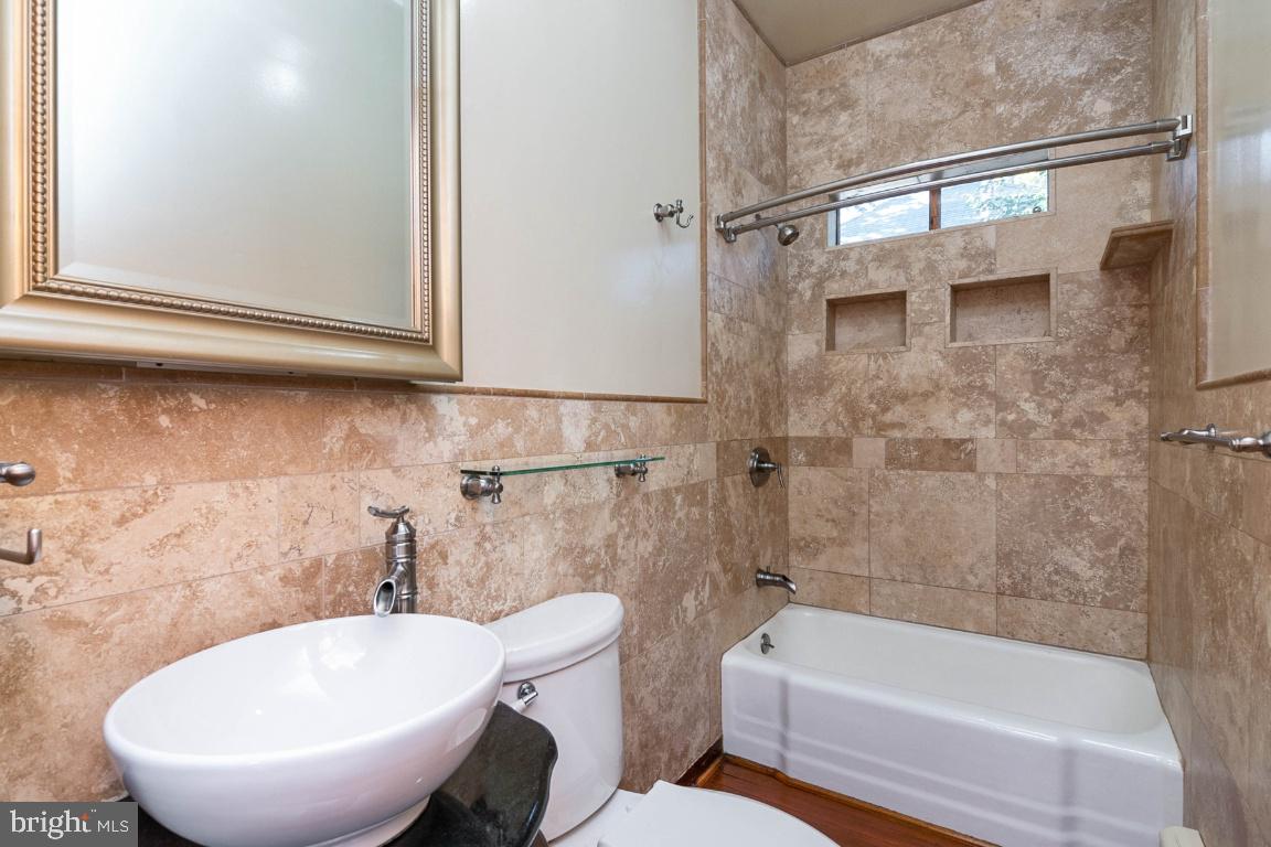 MT RAINIER - Residential