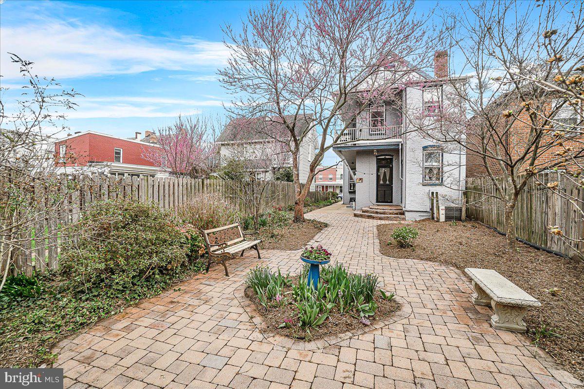 FREDERICK HISTORIC DISTRICT - Residential