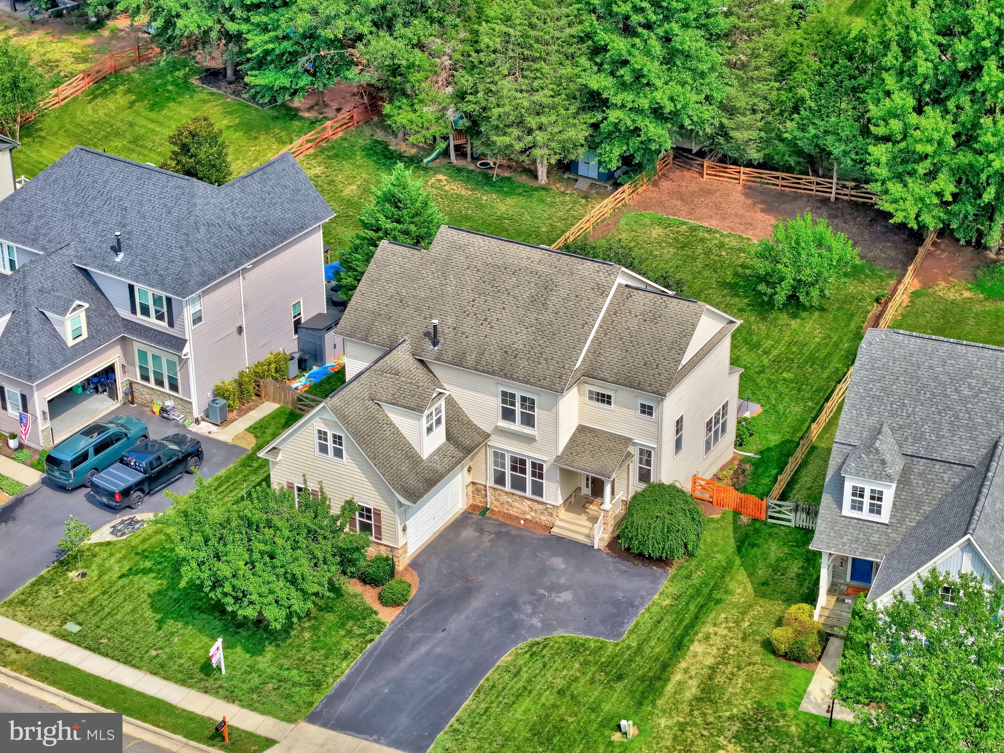 9295 FALLING WATER DRIVE