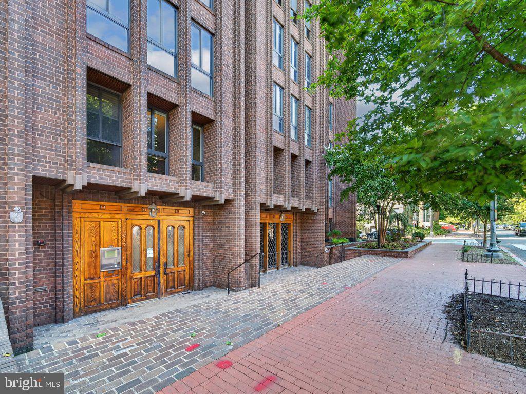 1280 21ST STREET NW 806