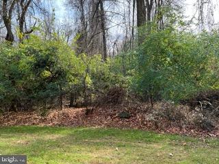 HIDDEN FOREST - Residential Lease