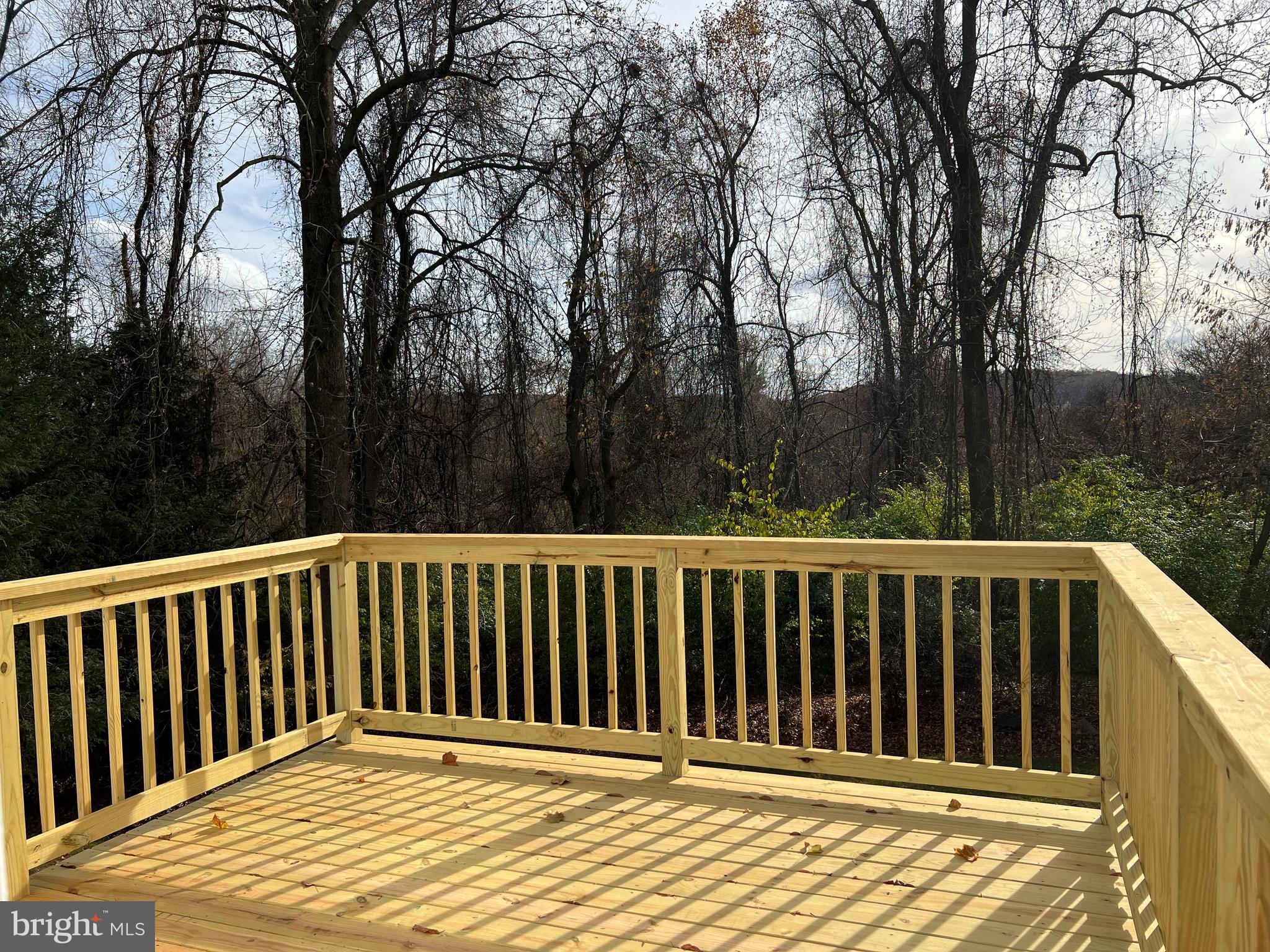 HIDDEN FOREST - Residential Lease