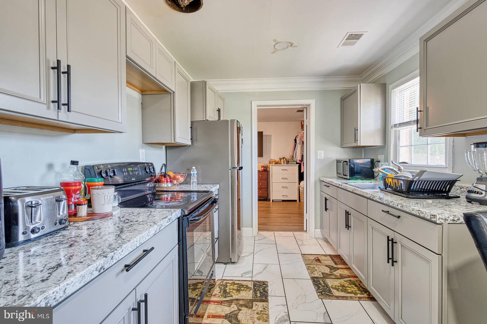 9444 LAFAYETTE AVENUE