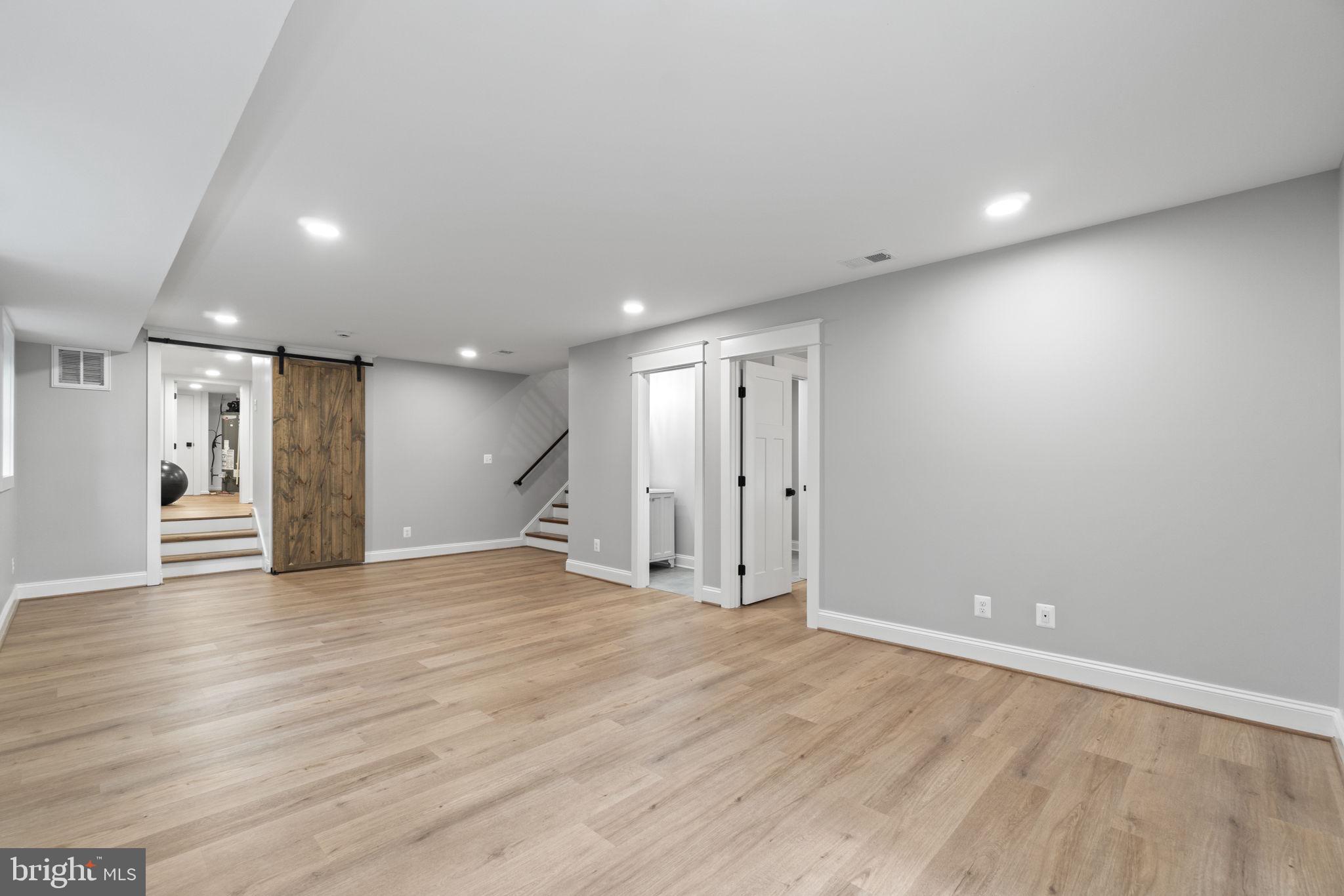 DEL RAY - Residential