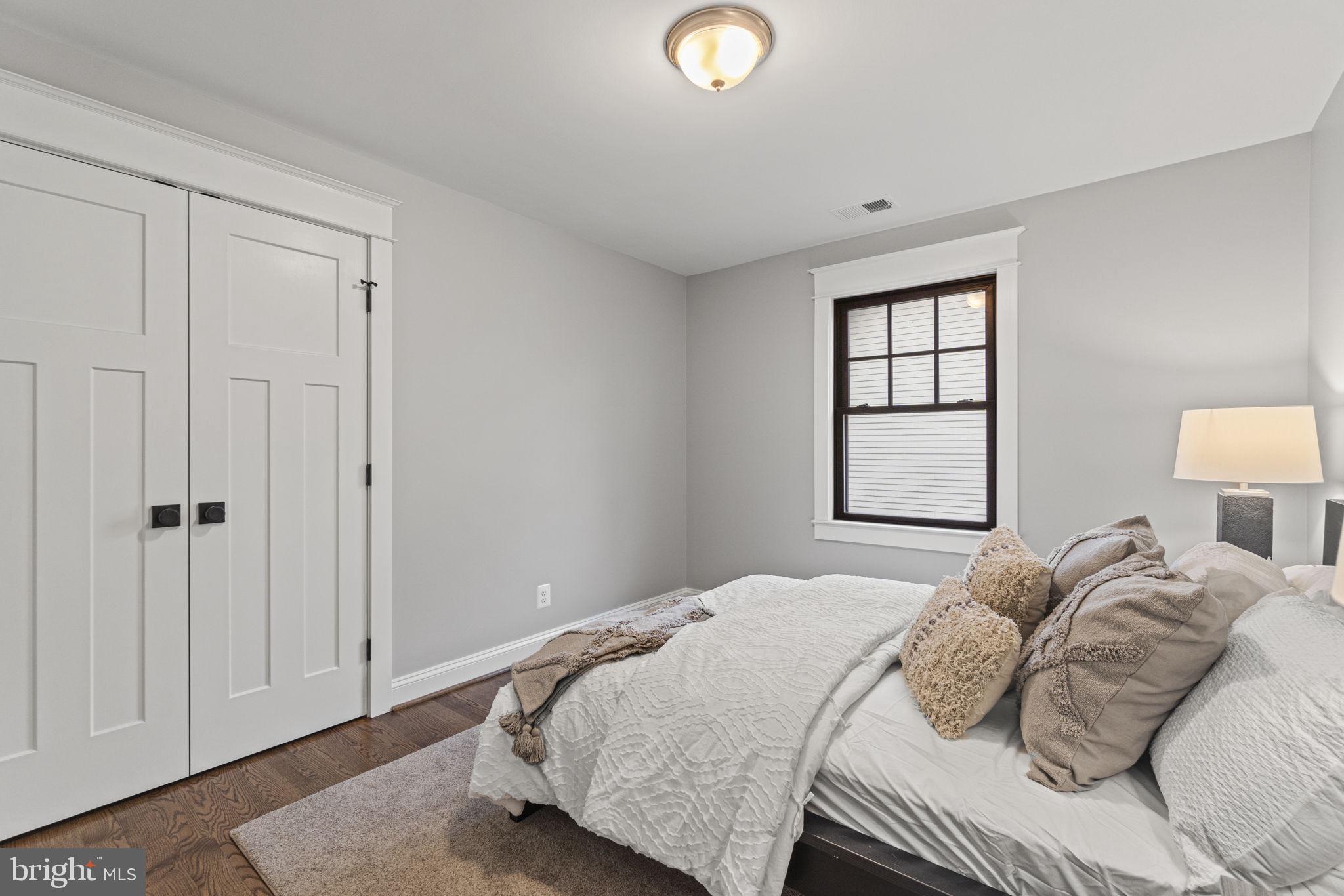 DEL RAY - Residential