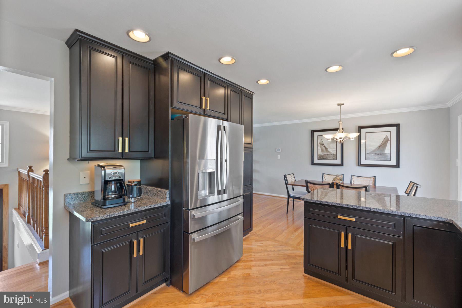 LAKEWOOD HILLS - Residential