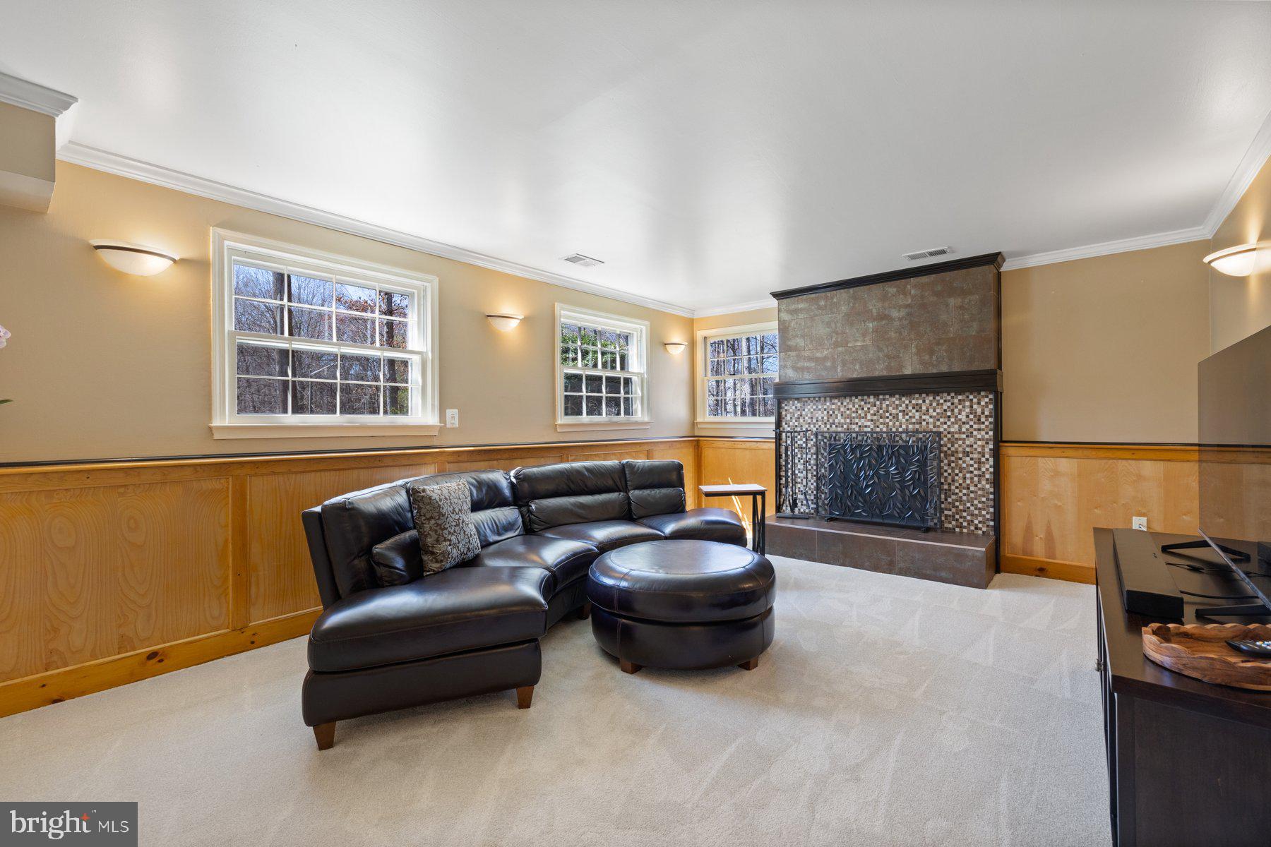 LAKEWOOD HILLS - Residential