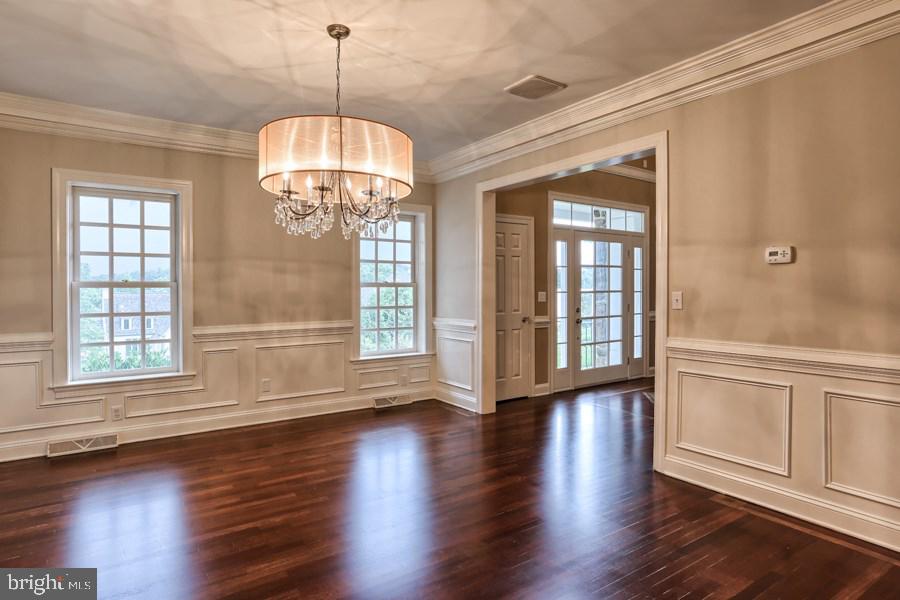 DEER CHASE ESTATES - Residential