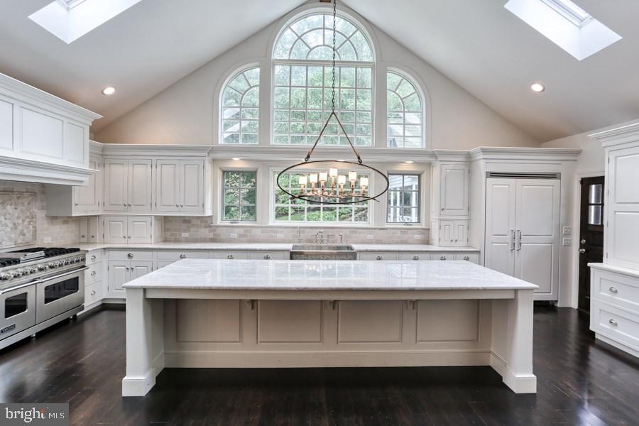 DEER CHASE ESTATES - Residential