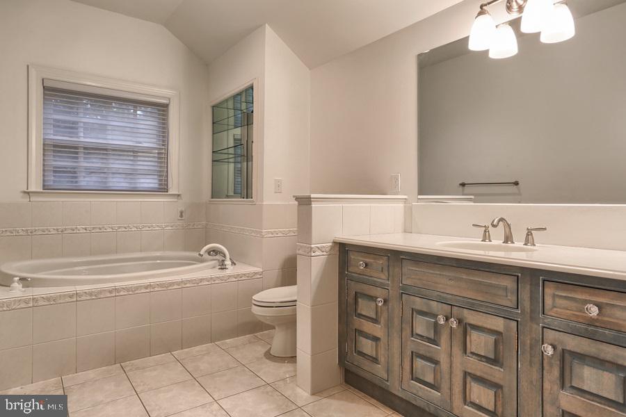 DEER CHASE ESTATES - Residential