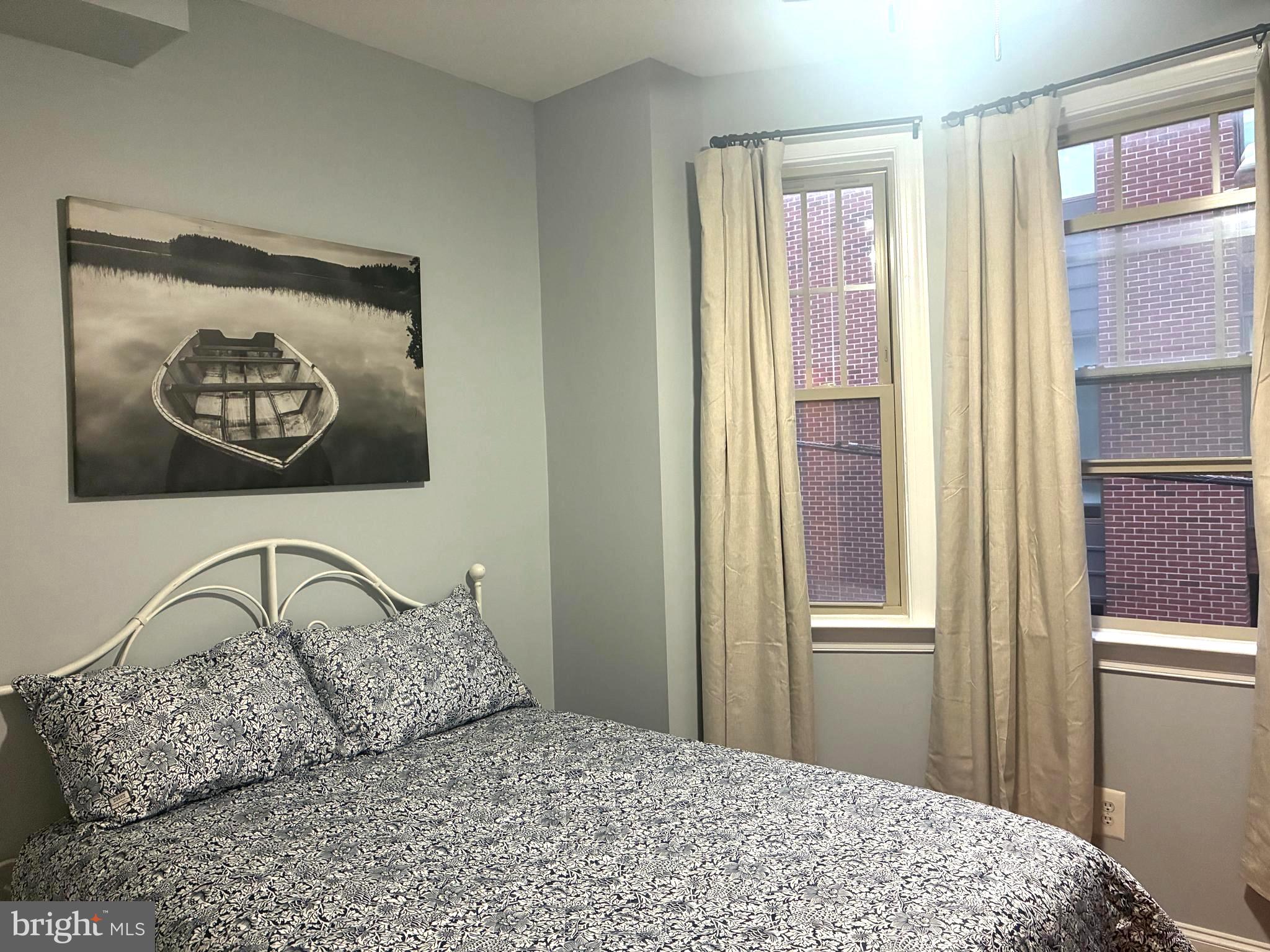 GRADUATE HOSPITAL - Residential