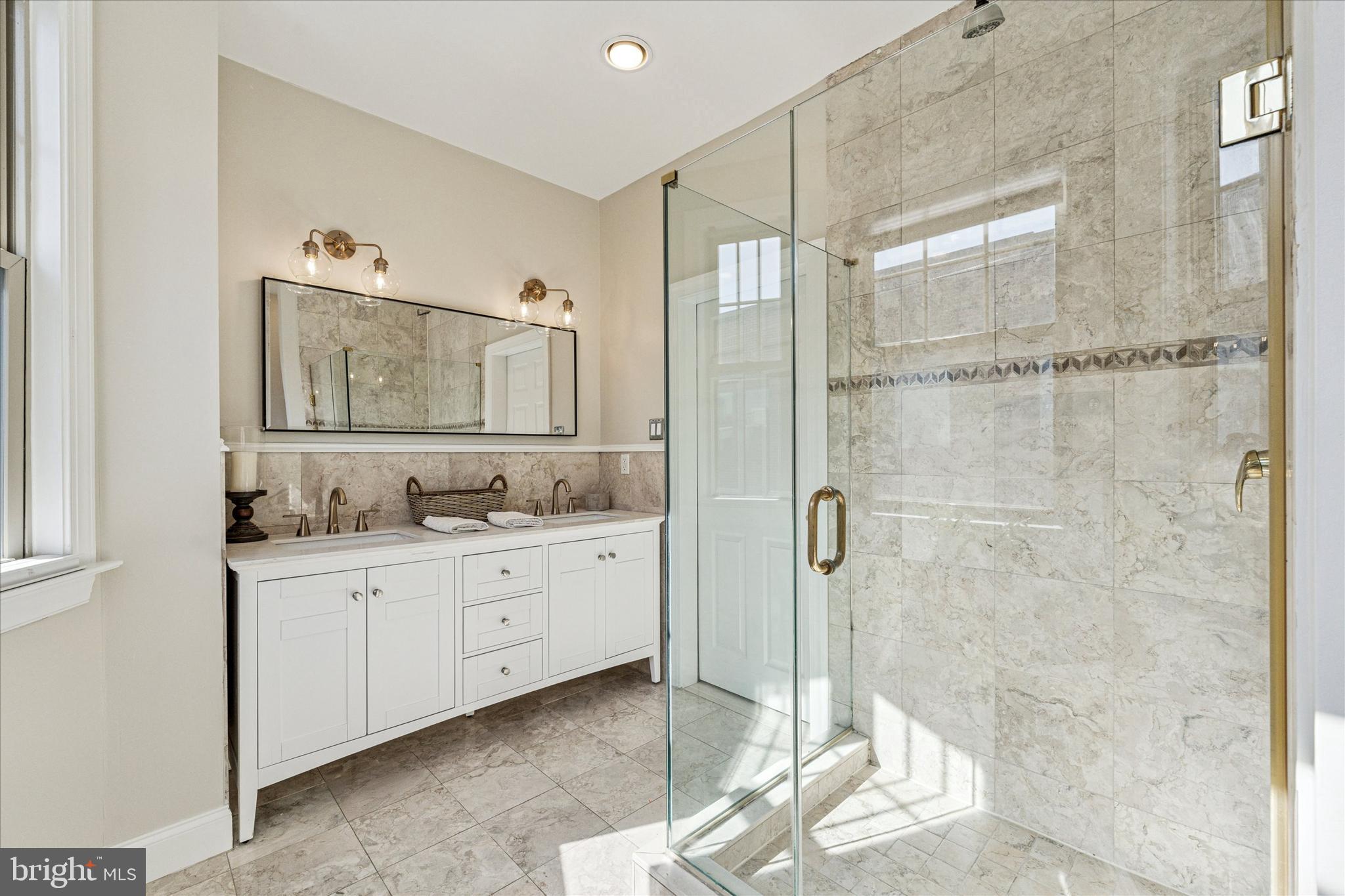 GRADUATE HOSPITAL - Residential