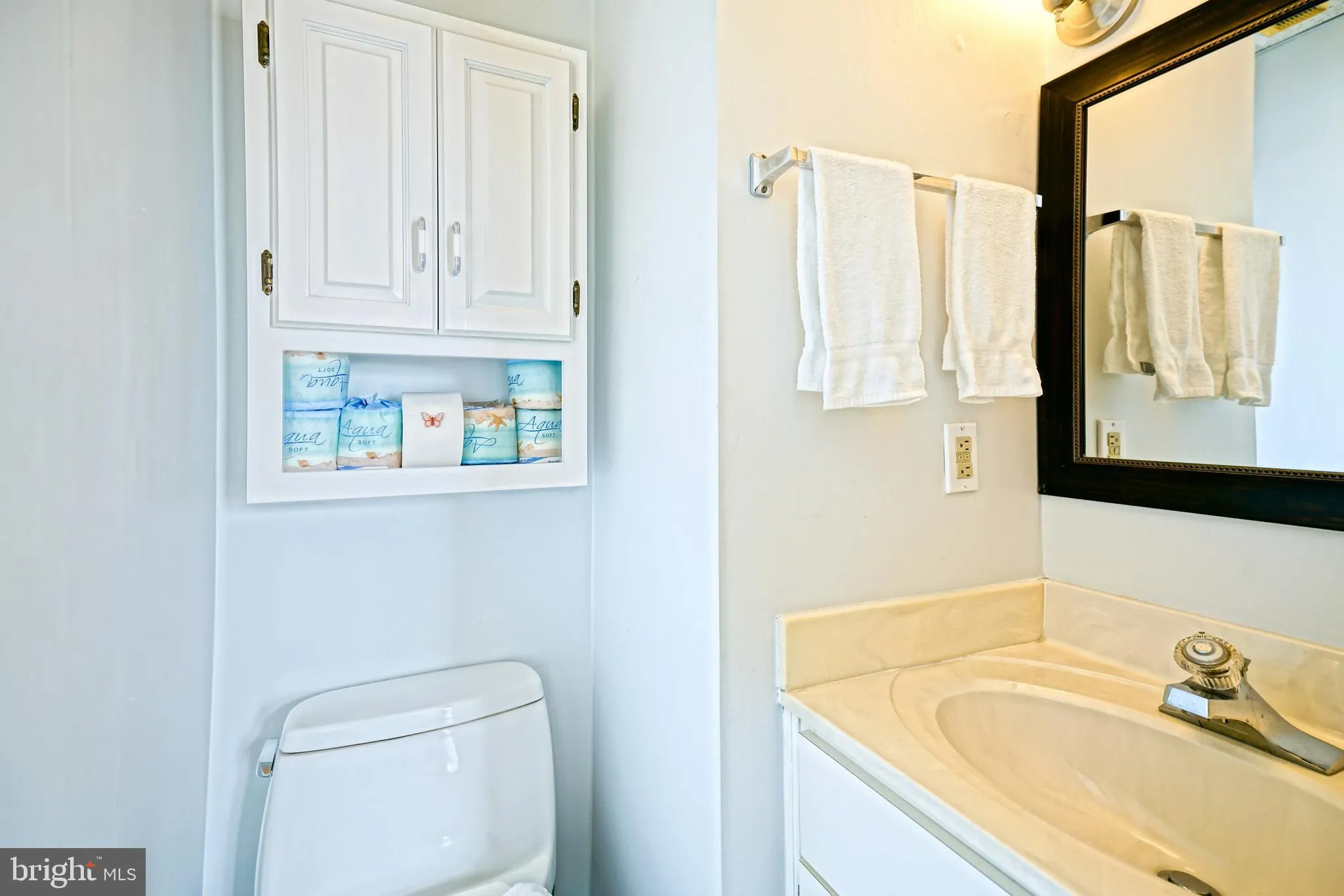 Lewes, Delaware 19958, United States, 2 Bedrooms Bedrooms, ,2 BathroomsBathrooms,Residential,Active,77834