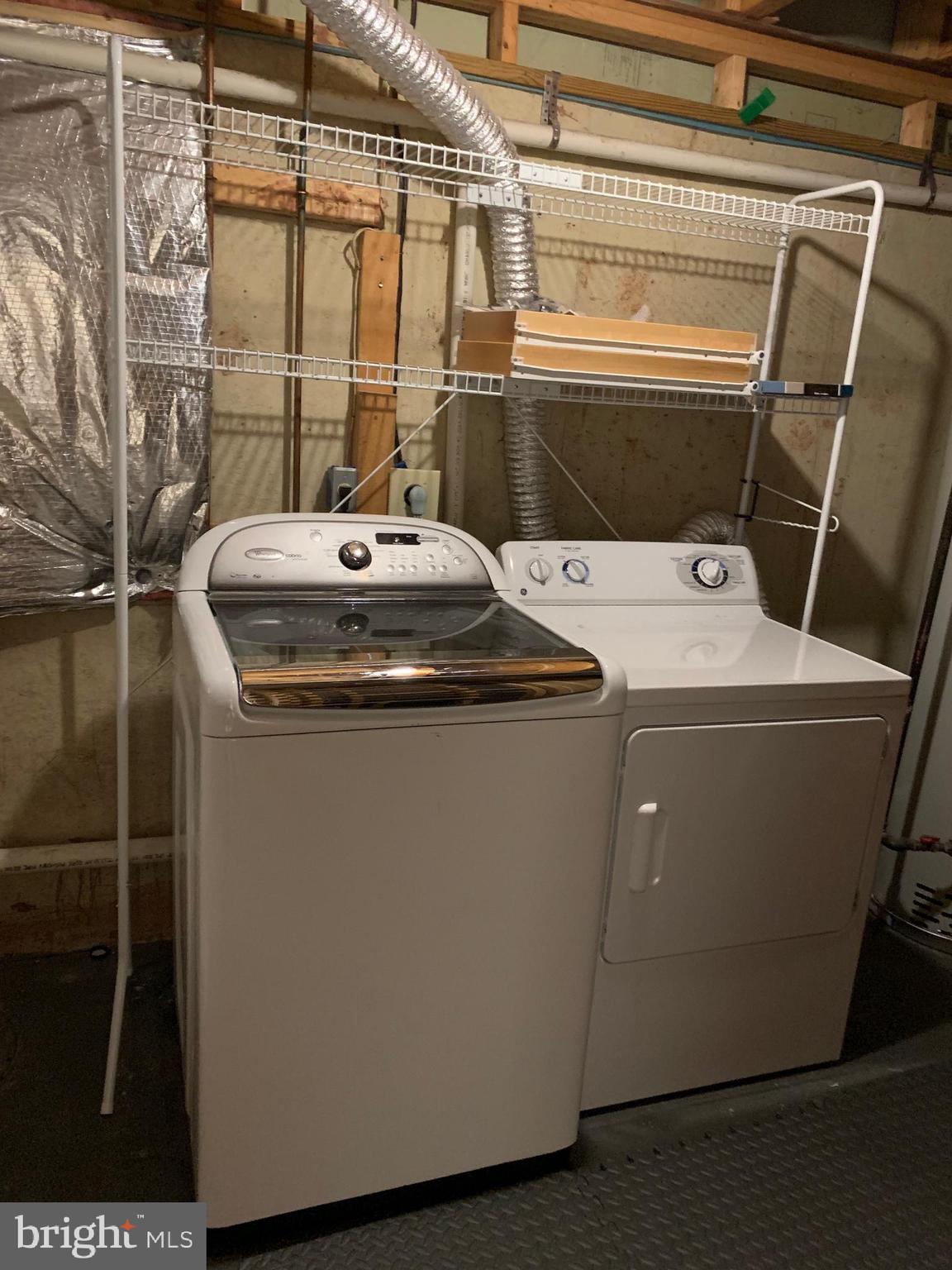 WOODGATE MANOR - Residential Lease