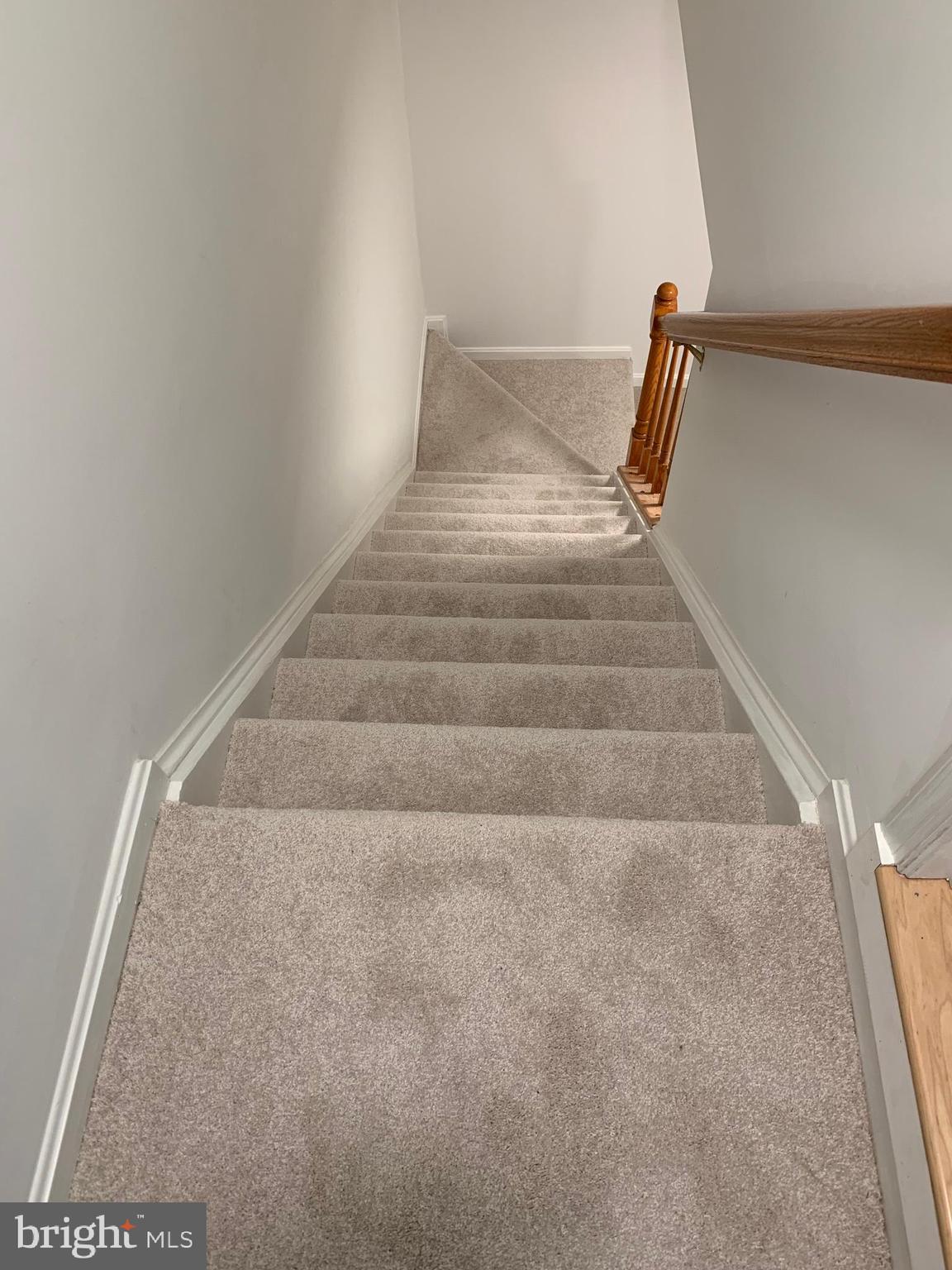 WOODGATE MANOR - Residential Lease