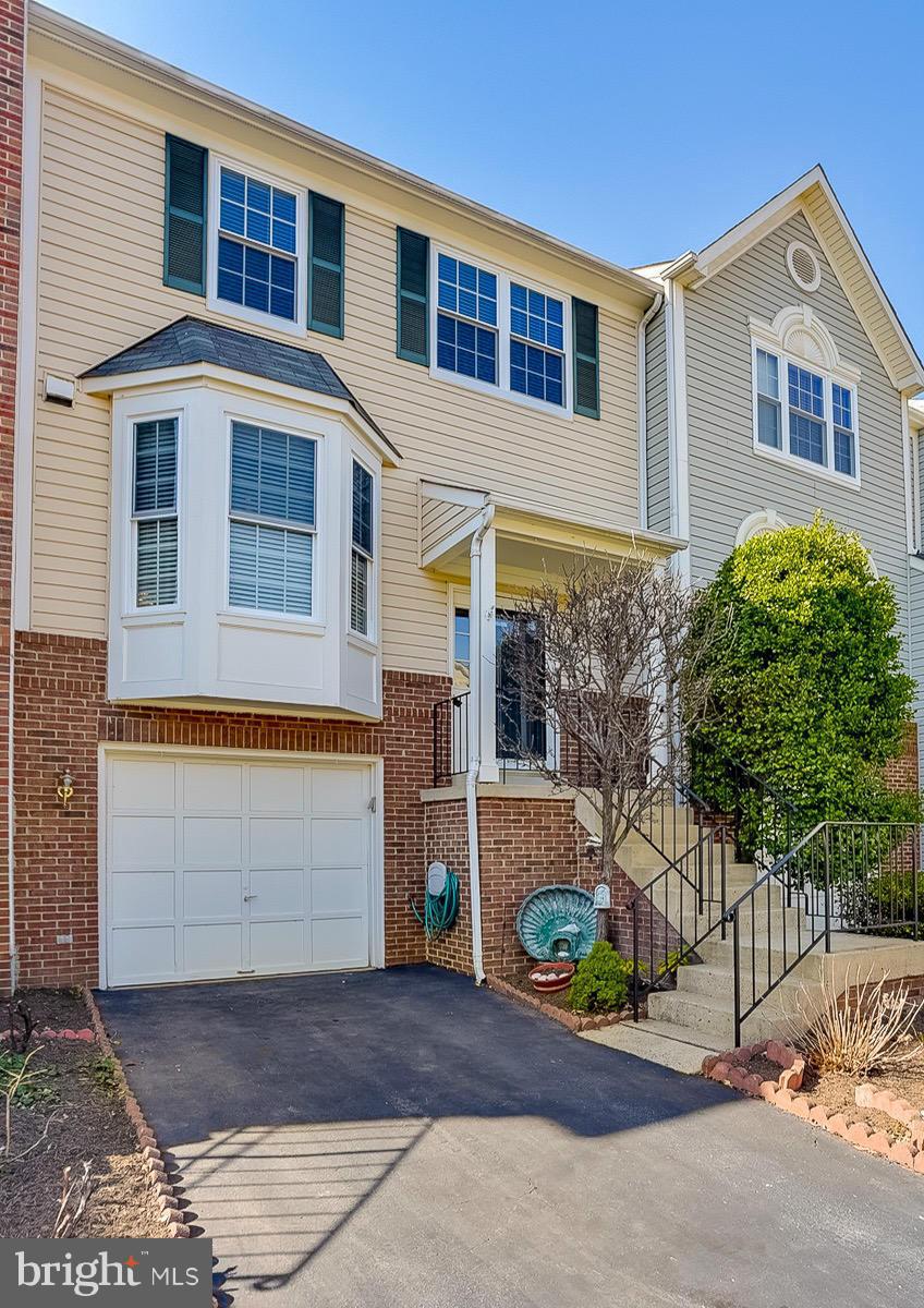 NORTH HART RUN - Residential