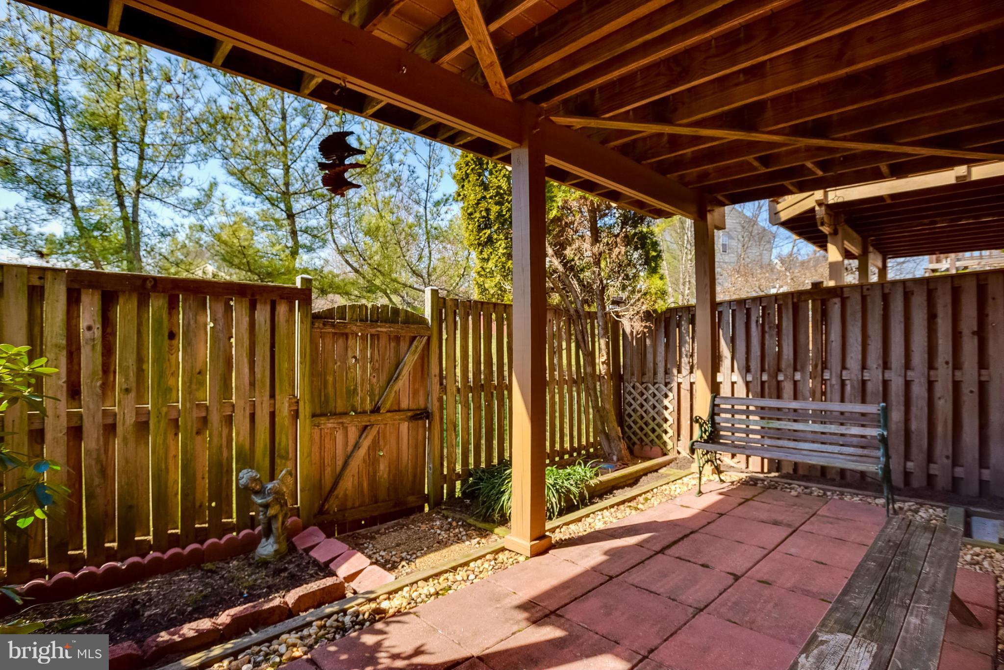 NORTH HART RUN - Residential