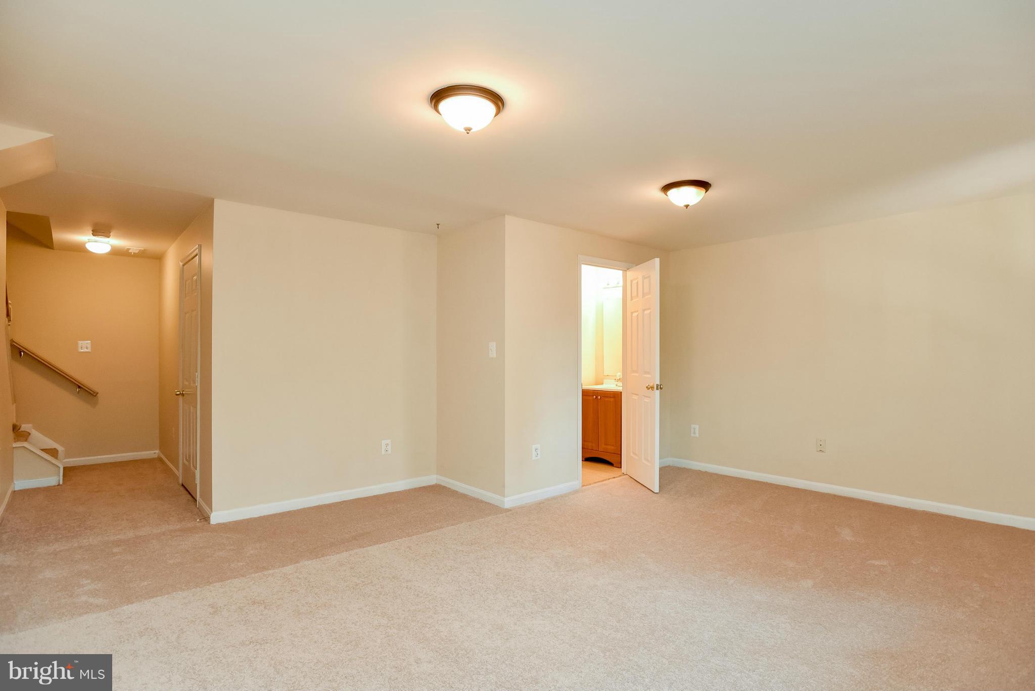 NORTH HART RUN - Residential