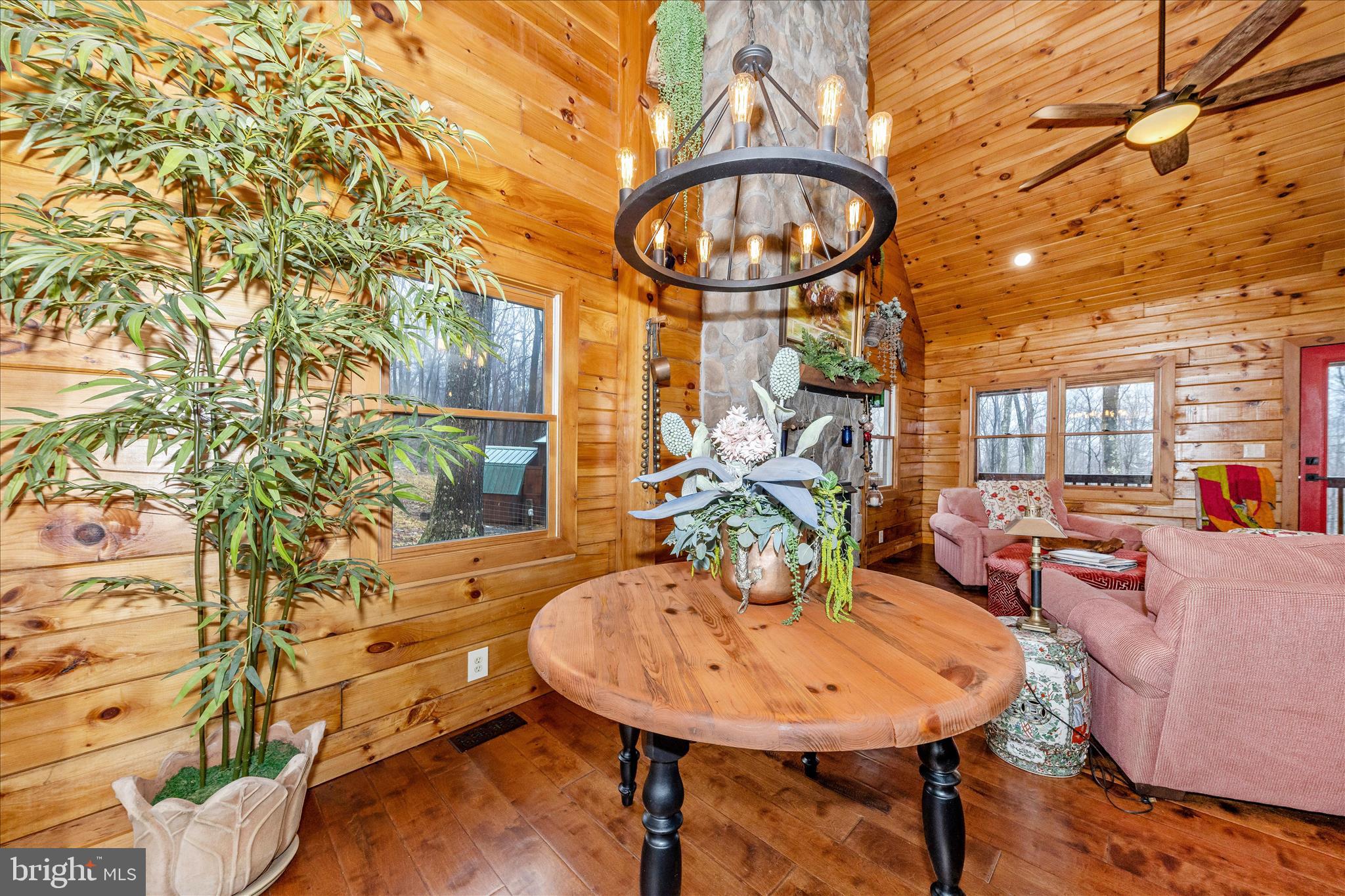 CATOCTIN ACRES - Residential