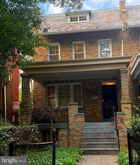Townhouse For Sale - 1823 Ingleside Terrace<br/> WASHINGTON, DC 20010