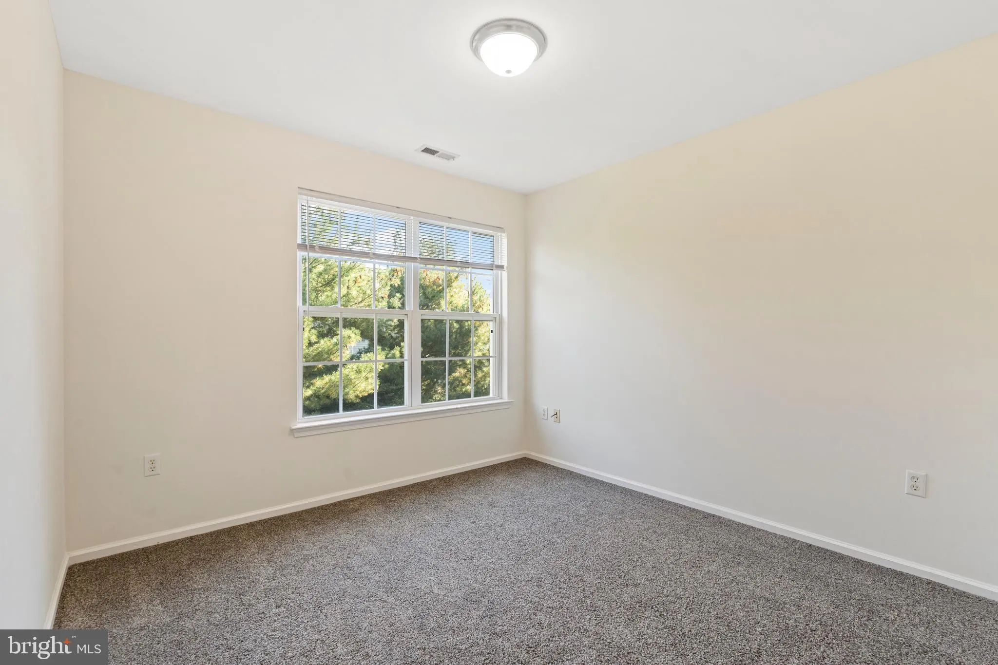 Cinnaminson, New Jersey 08077, United States, 3 Bedrooms Bedrooms, ,3 BathroomsBathrooms,Residential,Active,218684