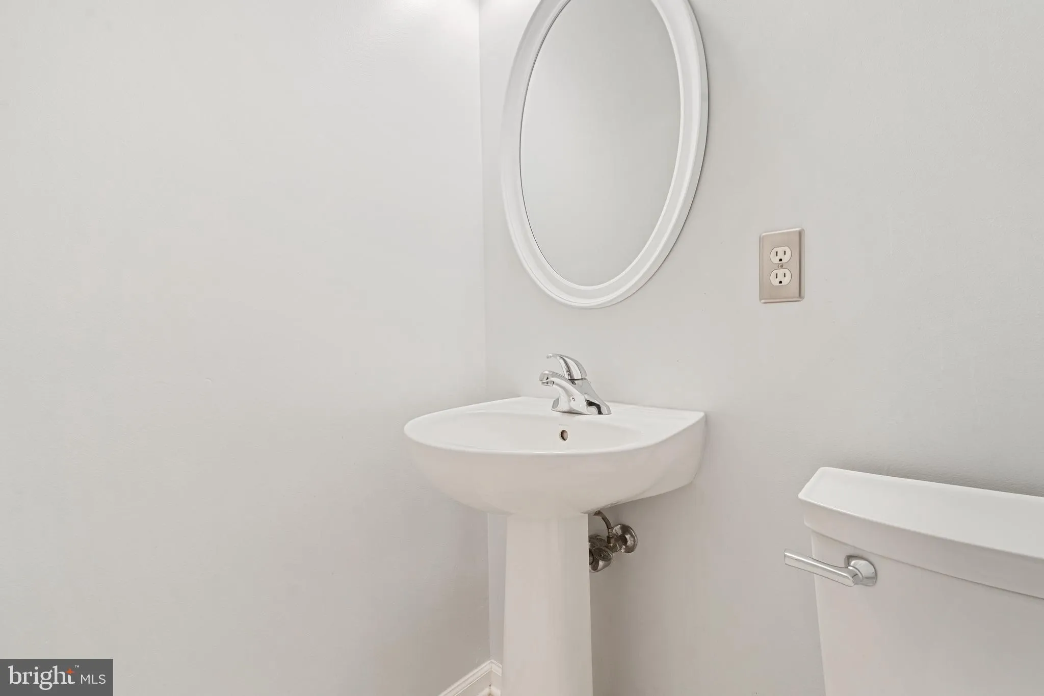 Cinnaminson, New Jersey 08077, United States, 3 Bedrooms Bedrooms, ,3 BathroomsBathrooms,Residential,Active,218684