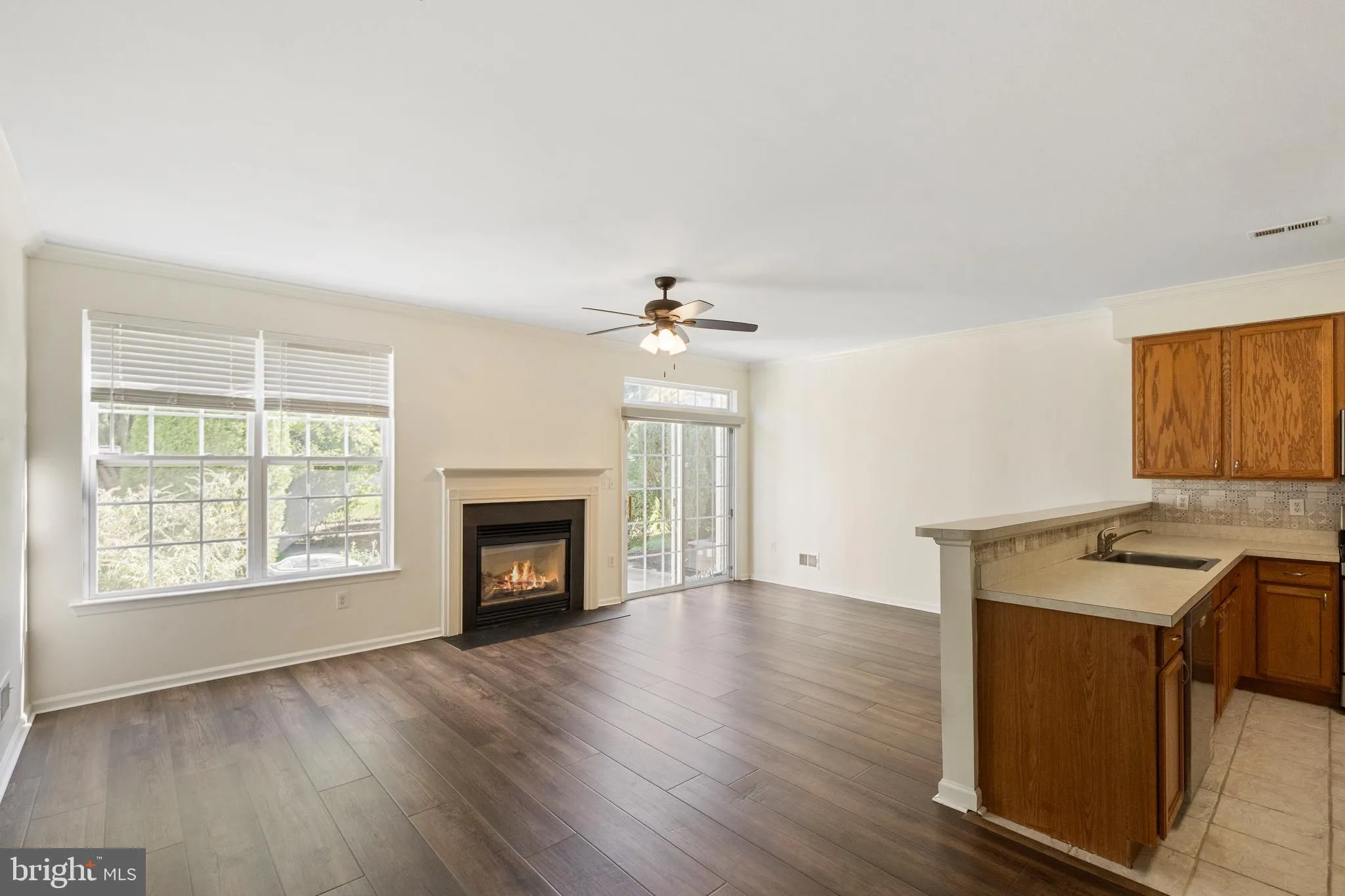 Cinnaminson, New Jersey 08077, United States, 3 Bedrooms Bedrooms, ,3 BathroomsBathrooms,Residential,Active,218684