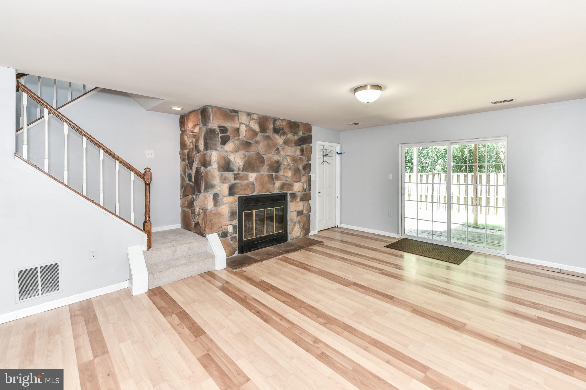 FRANKLIN FARM - Residential Lease