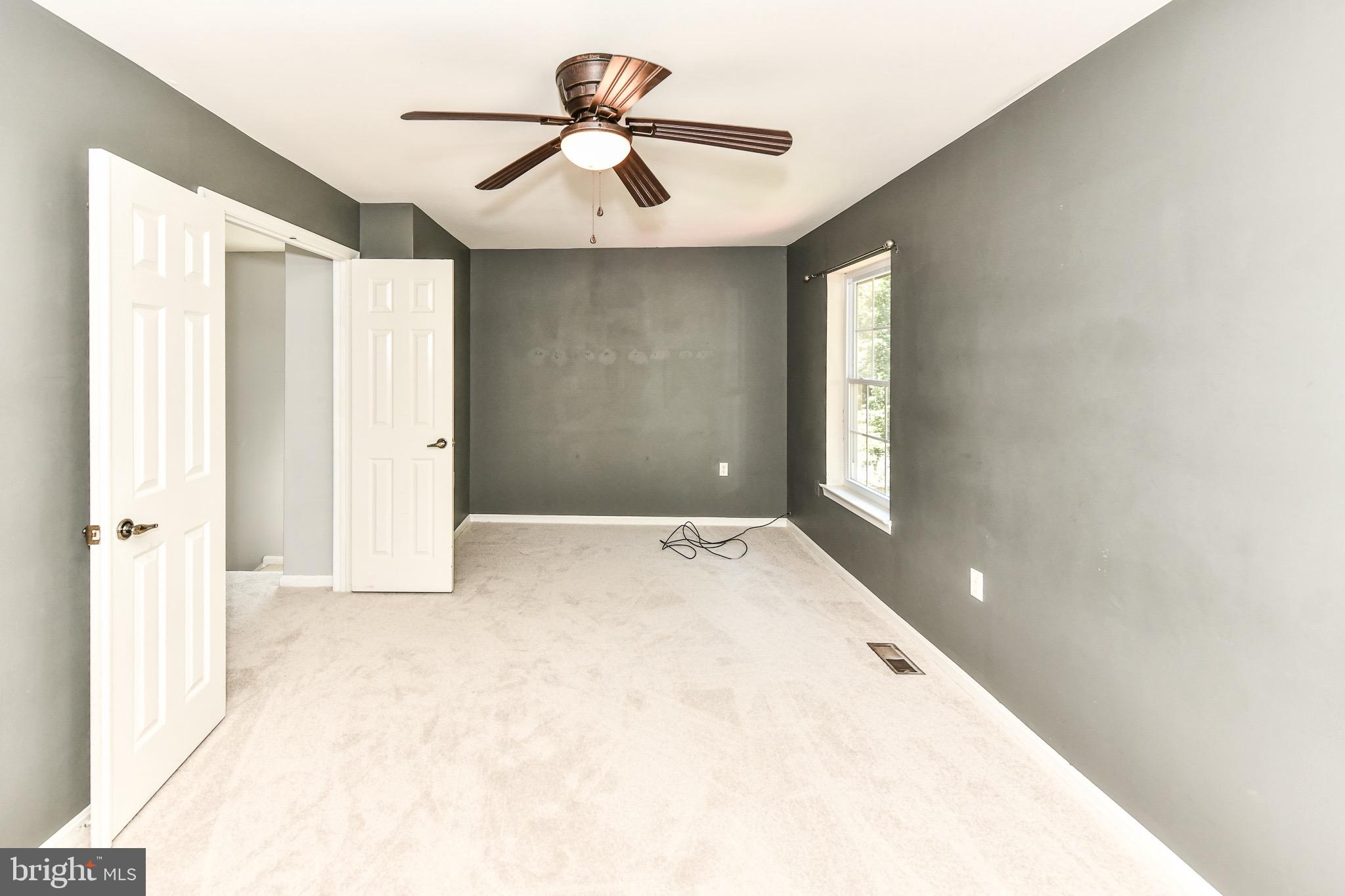 FRANKLIN FARM - Residential Lease