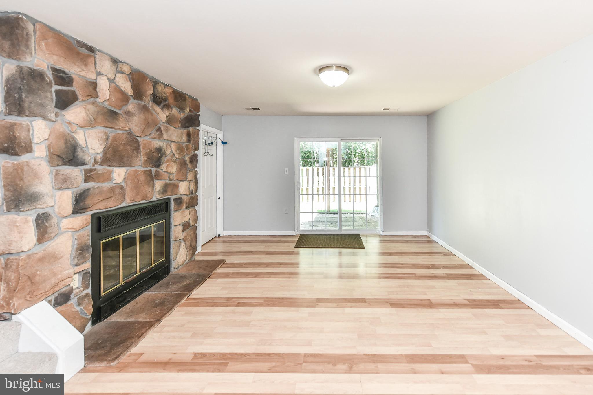 FRANKLIN FARM - Residential Lease