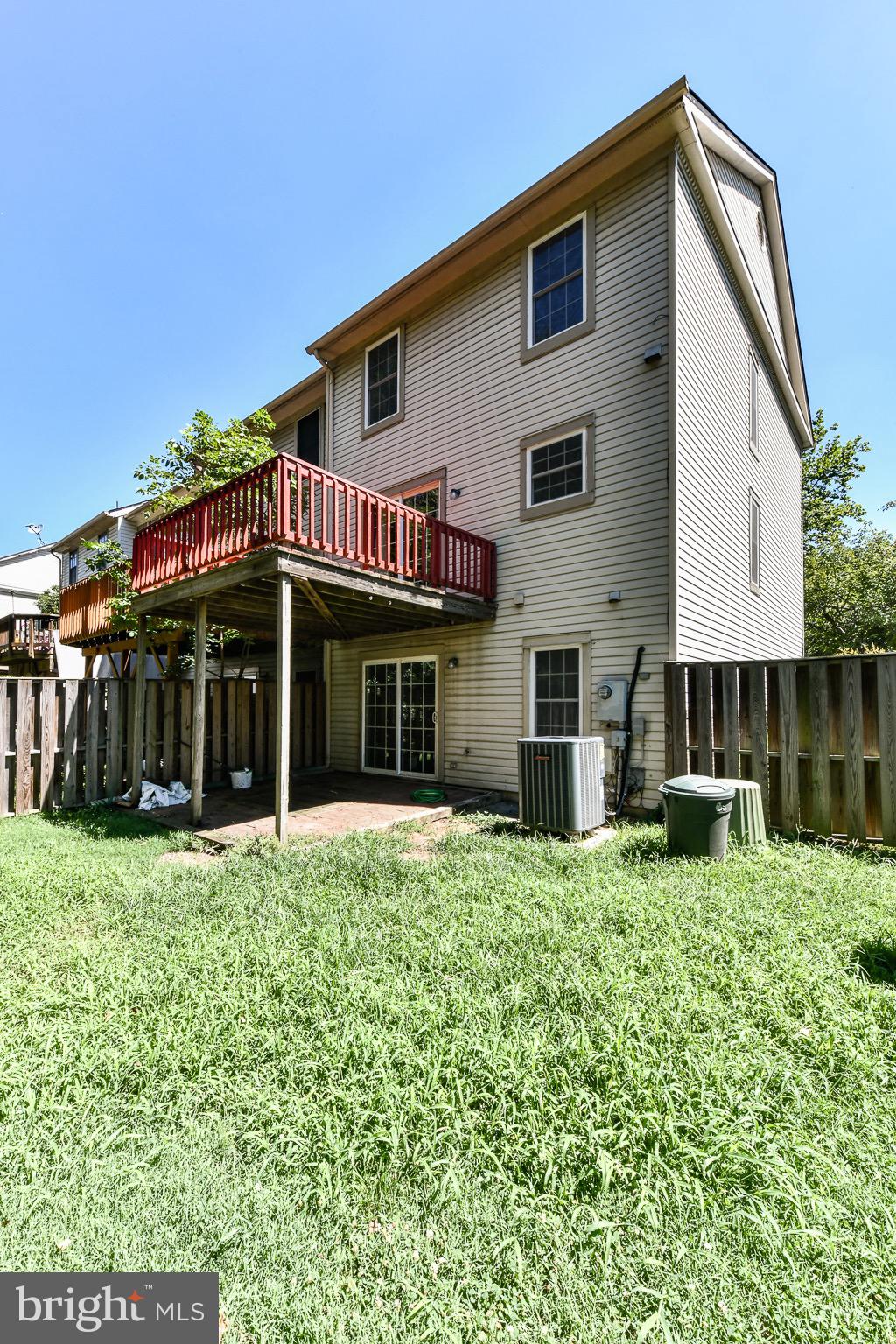 FRANKLIN FARM - Residential Lease