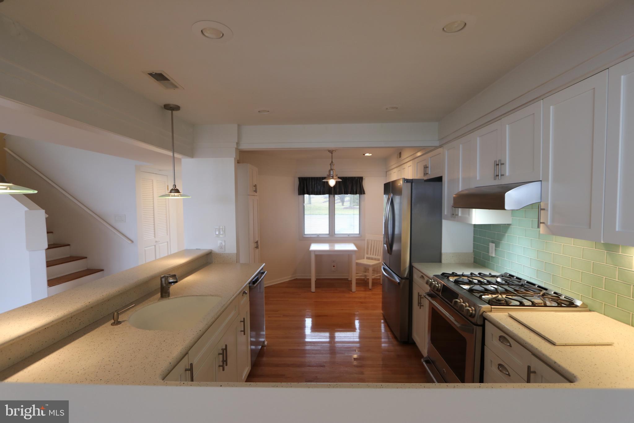 HAMBLETON COVE - Residential