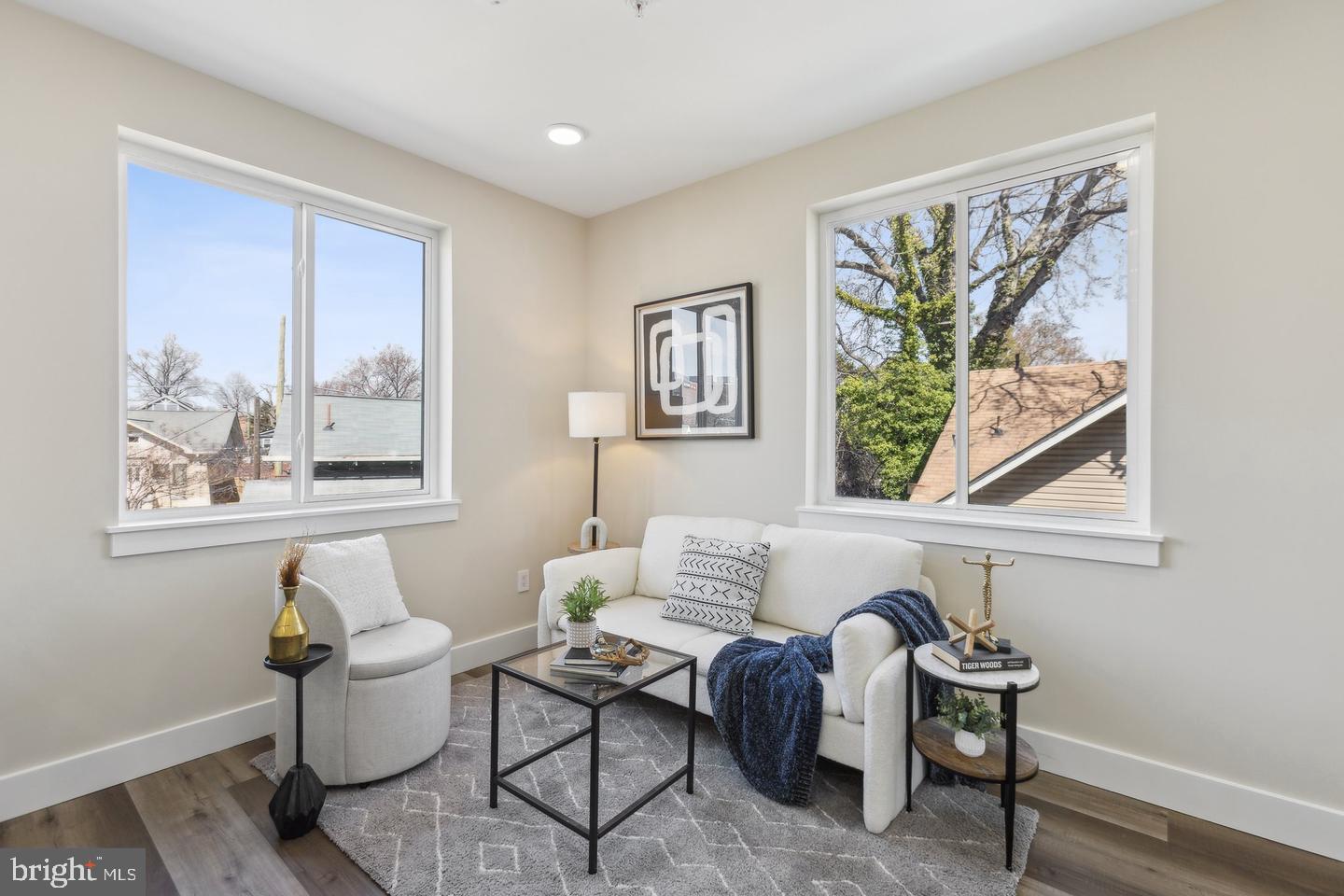 1016 RHODE ISLAND AVENUE NE 2