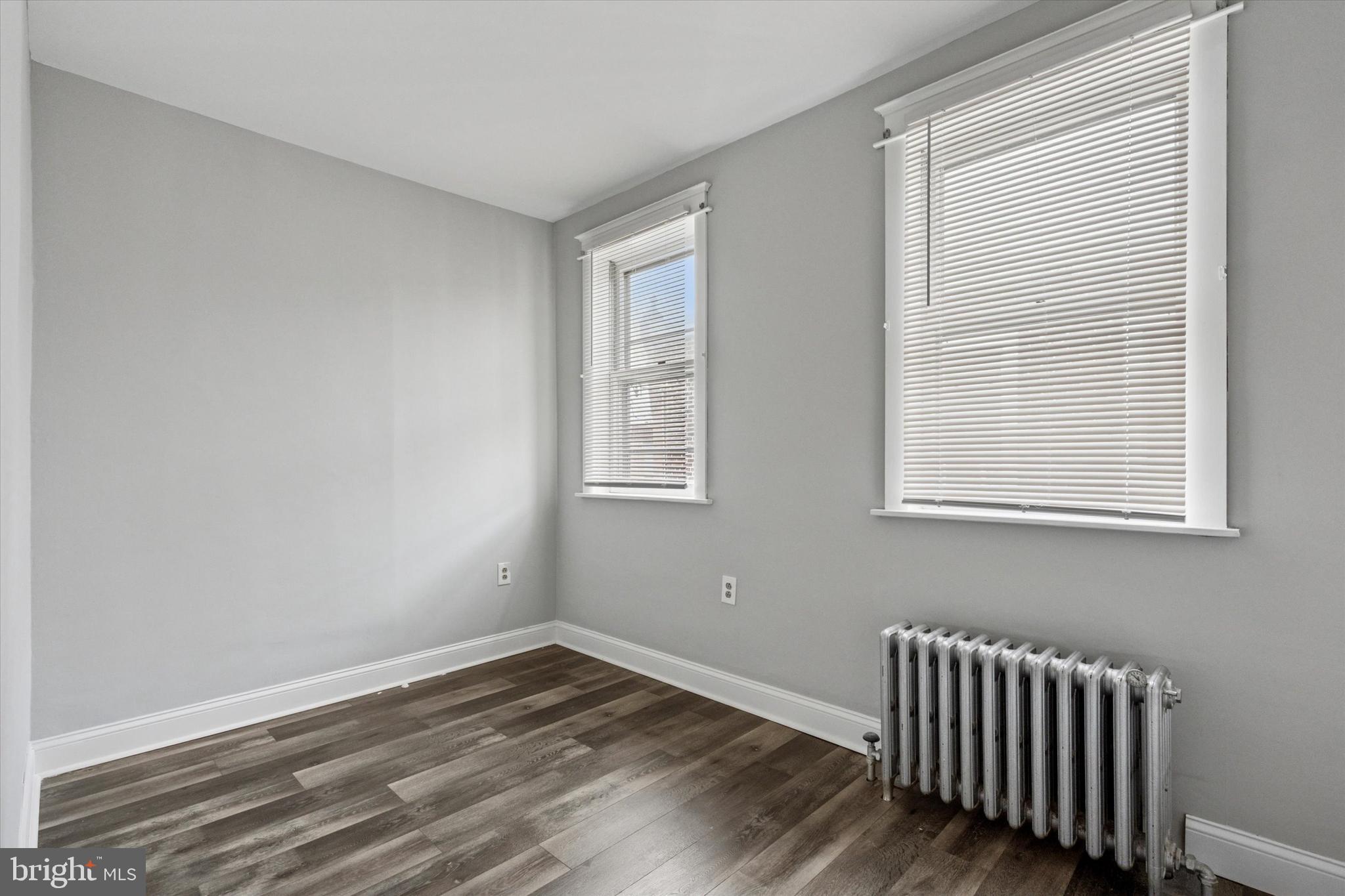 PORT RICHMOND - Residential