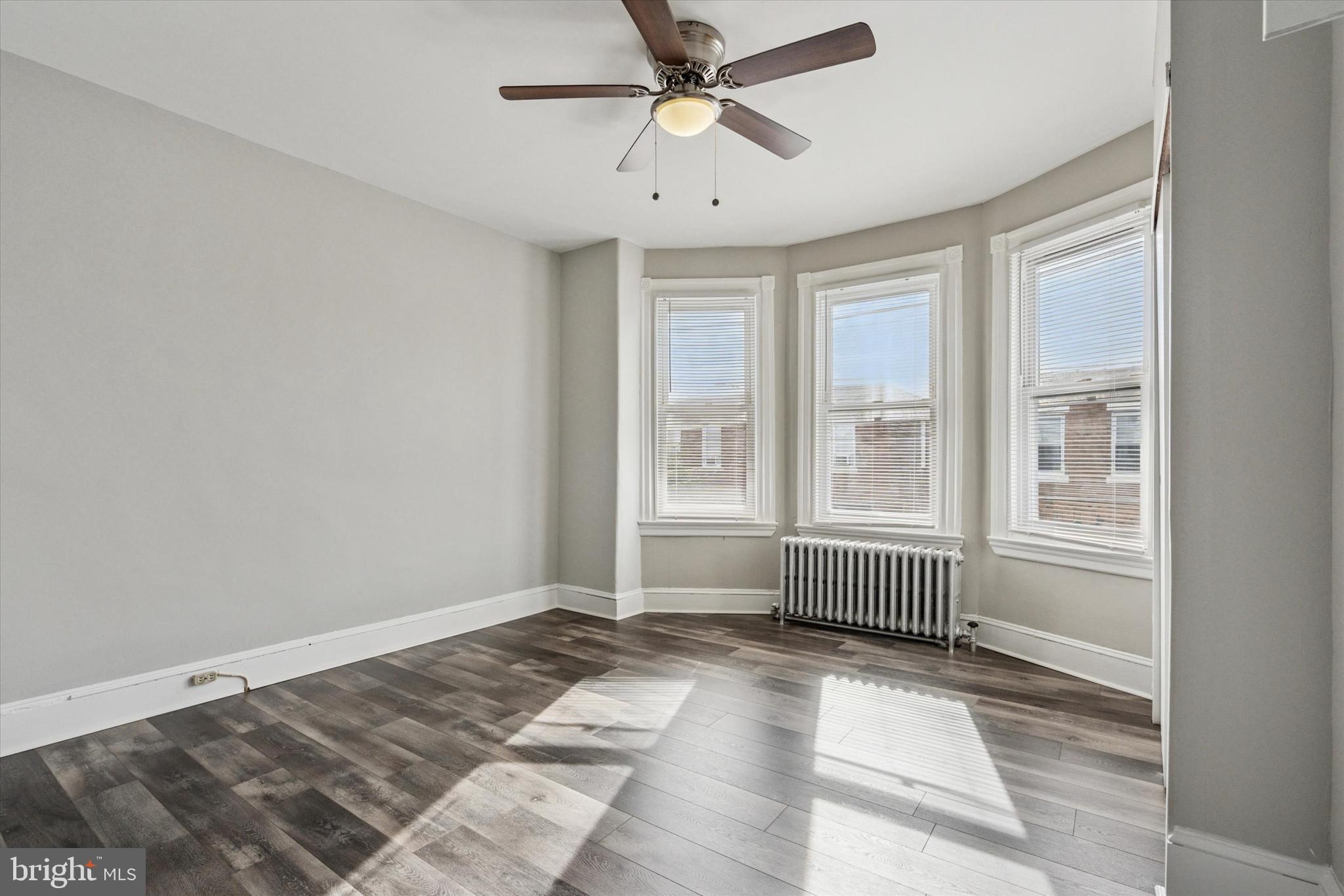 PORT RICHMOND - Residential