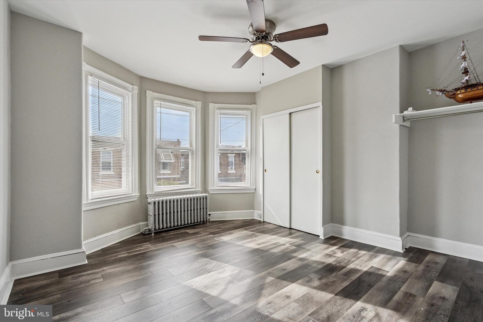 PORT RICHMOND - Residential