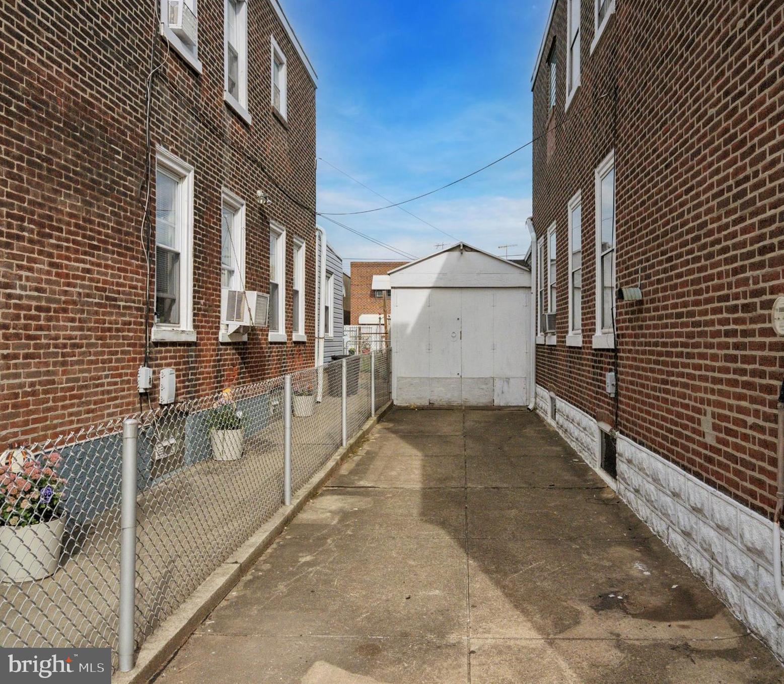 PORT RICHMOND - Residential