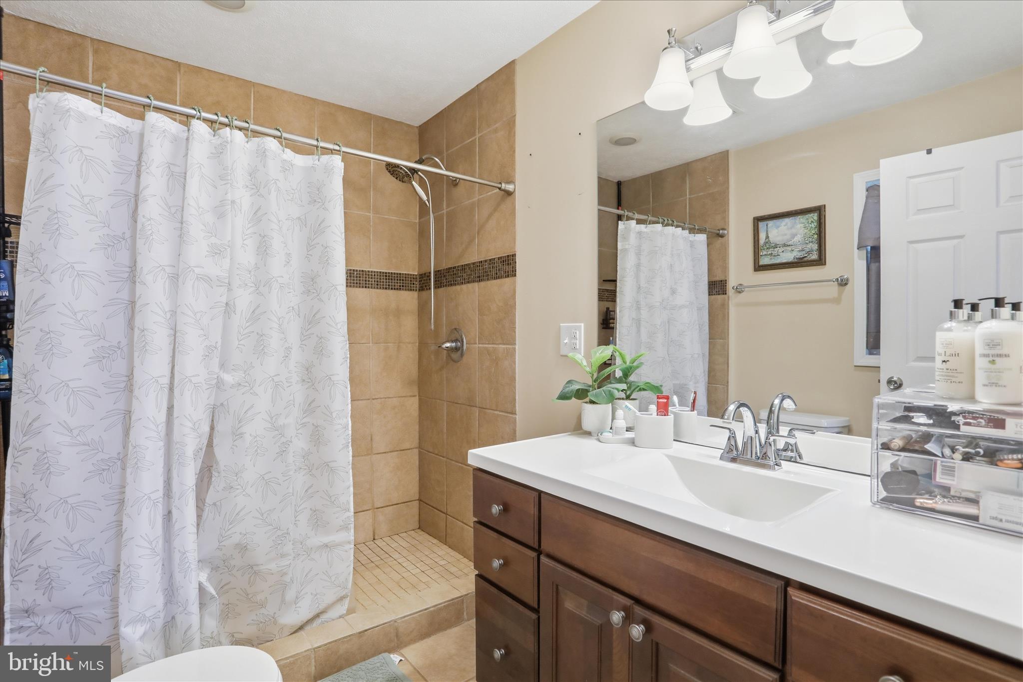 FORT ASHBY - Residential