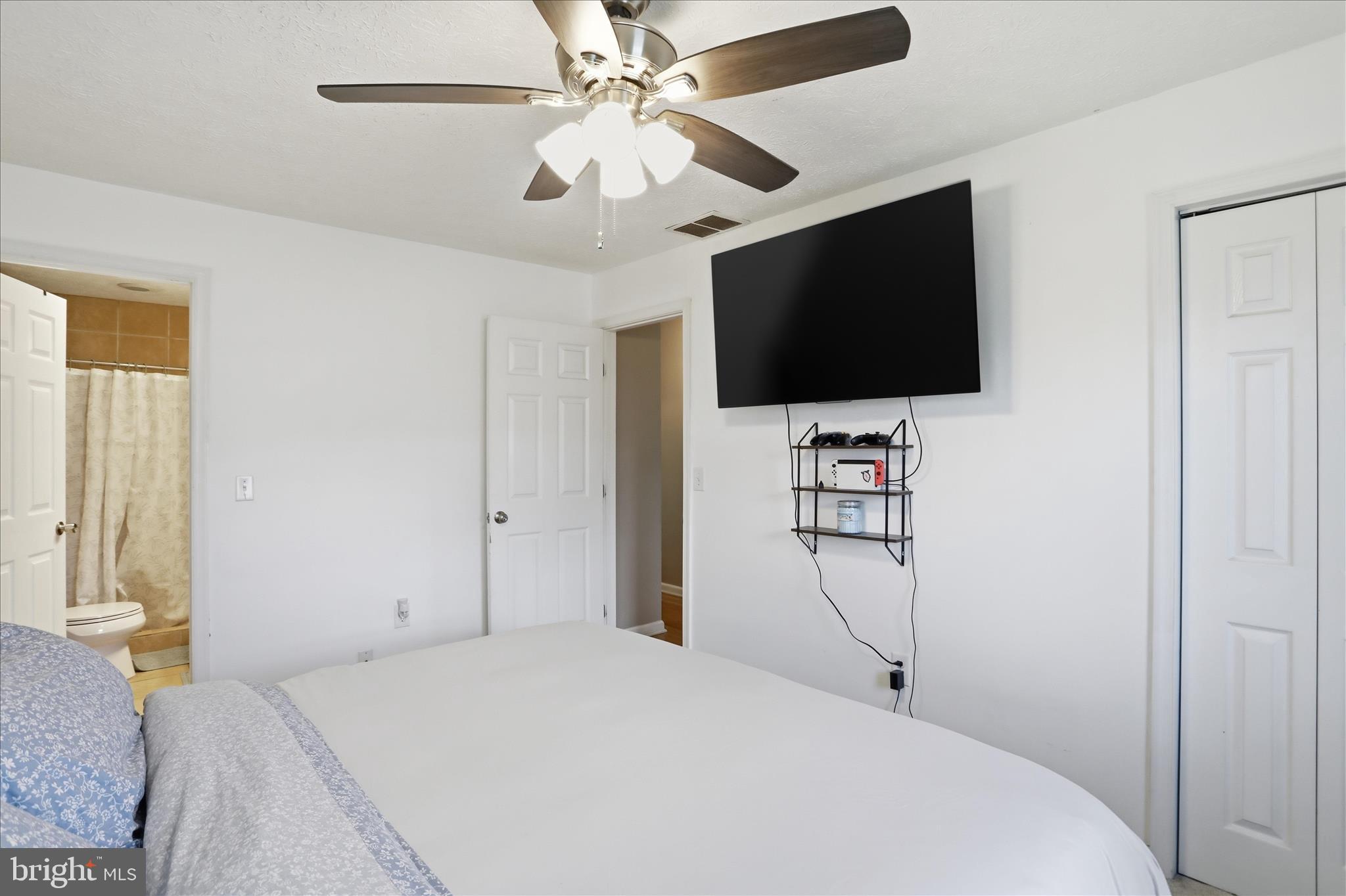 FORT ASHBY - Residential
