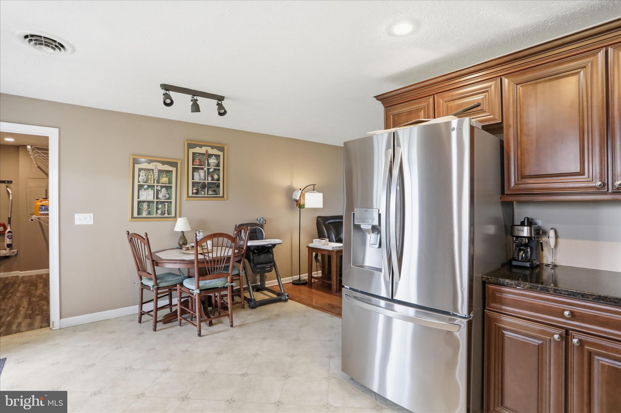 FORT ASHBY - Residential