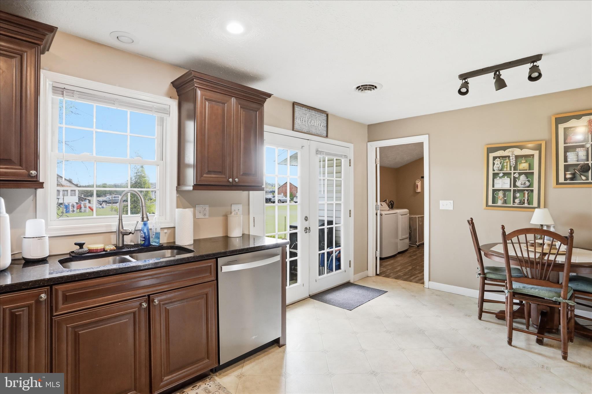 FORT ASHBY - Residential