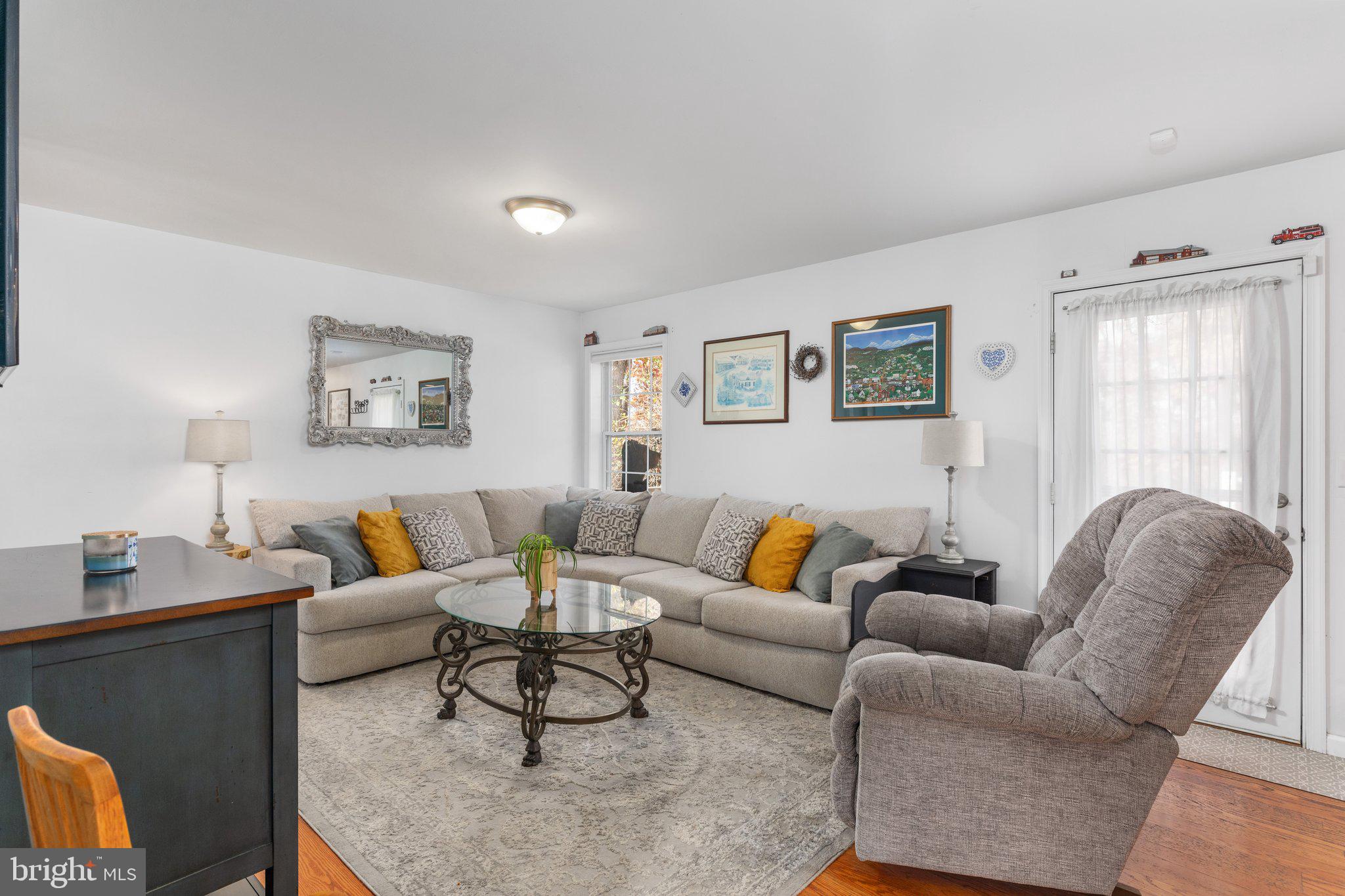 FOREST HEIGHTS - Residential