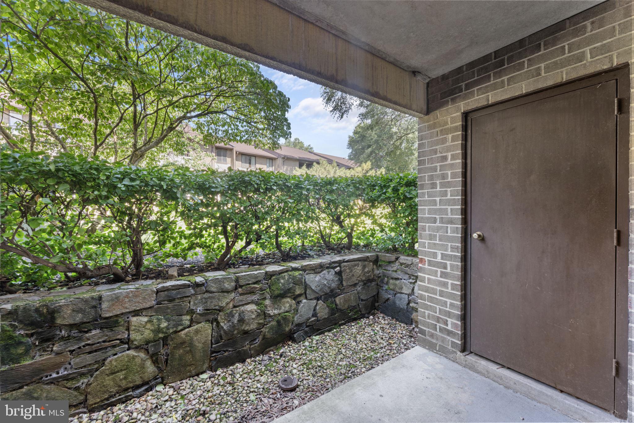 JEFFERSON MEWS - Residential