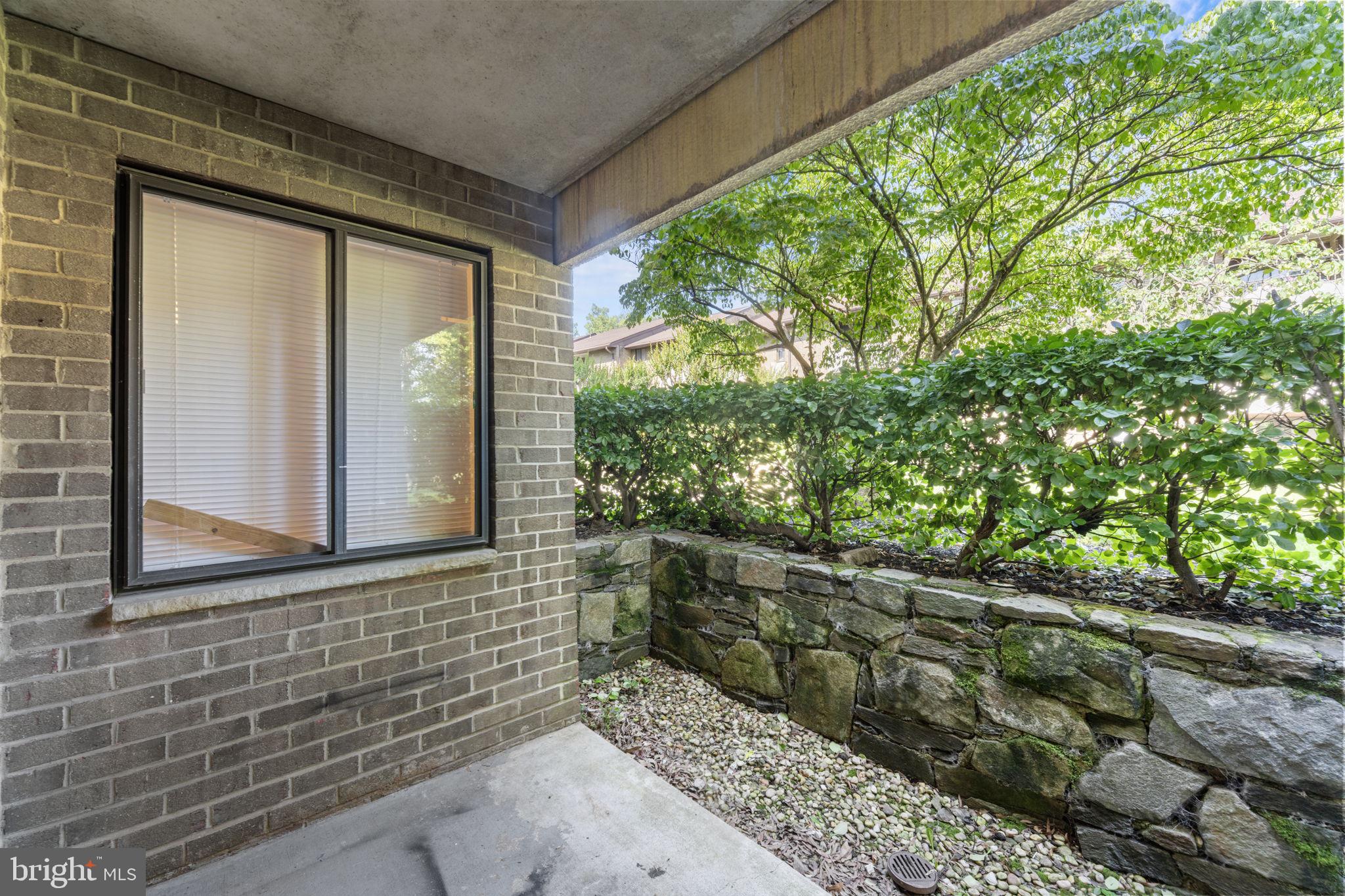 JEFFERSON MEWS - Residential