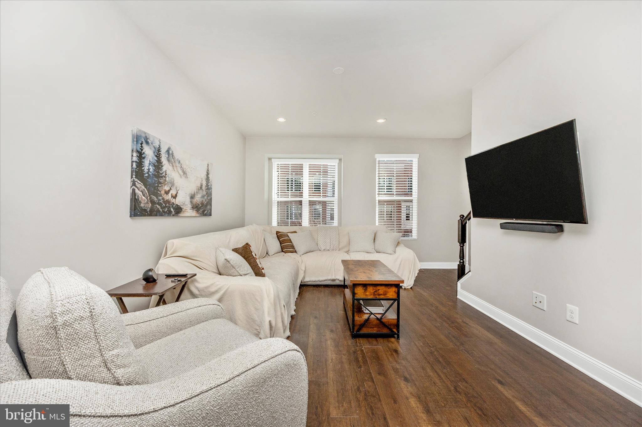 WESTVIEW SOUTH - Residential