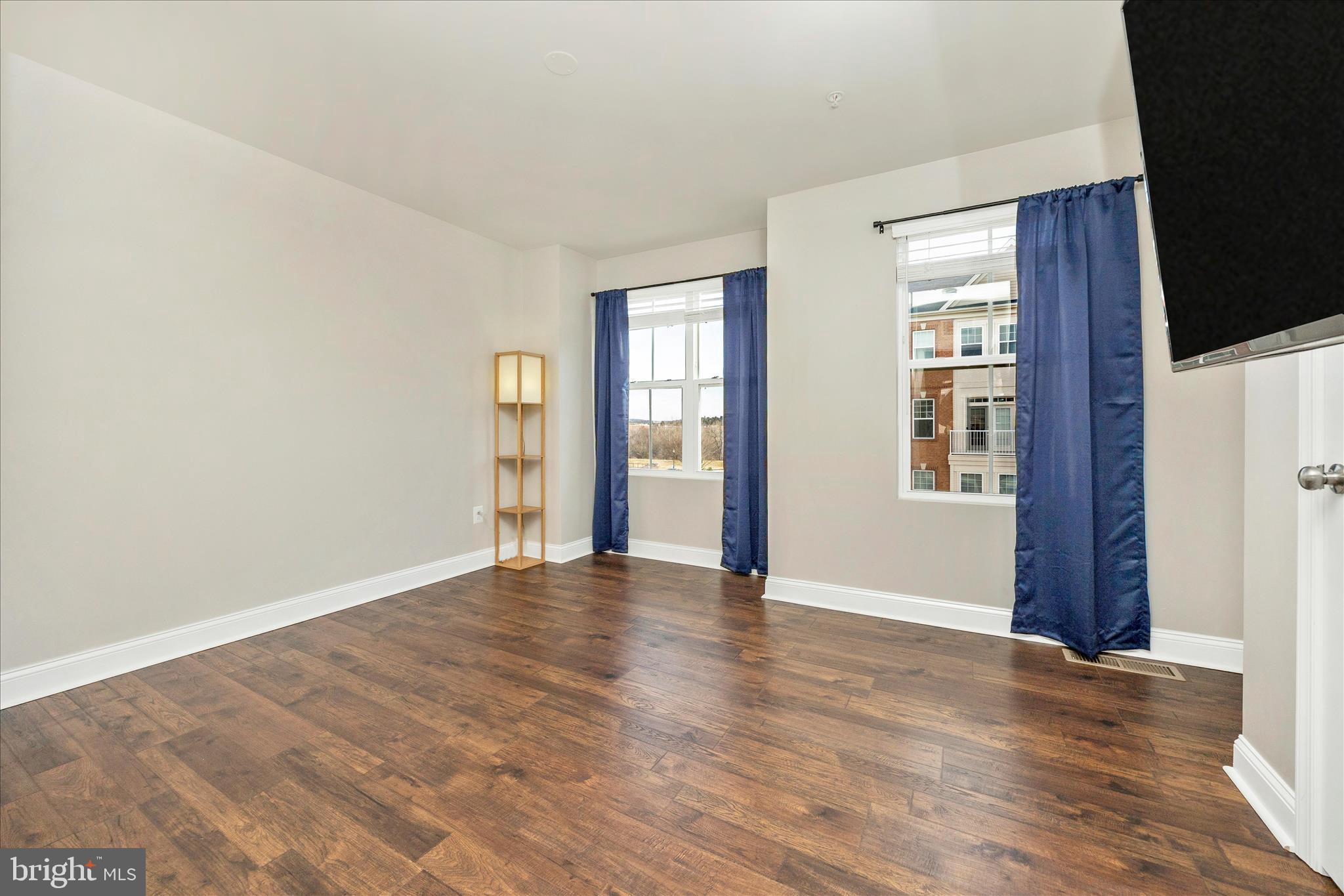 WESTVIEW SOUTH - Residential