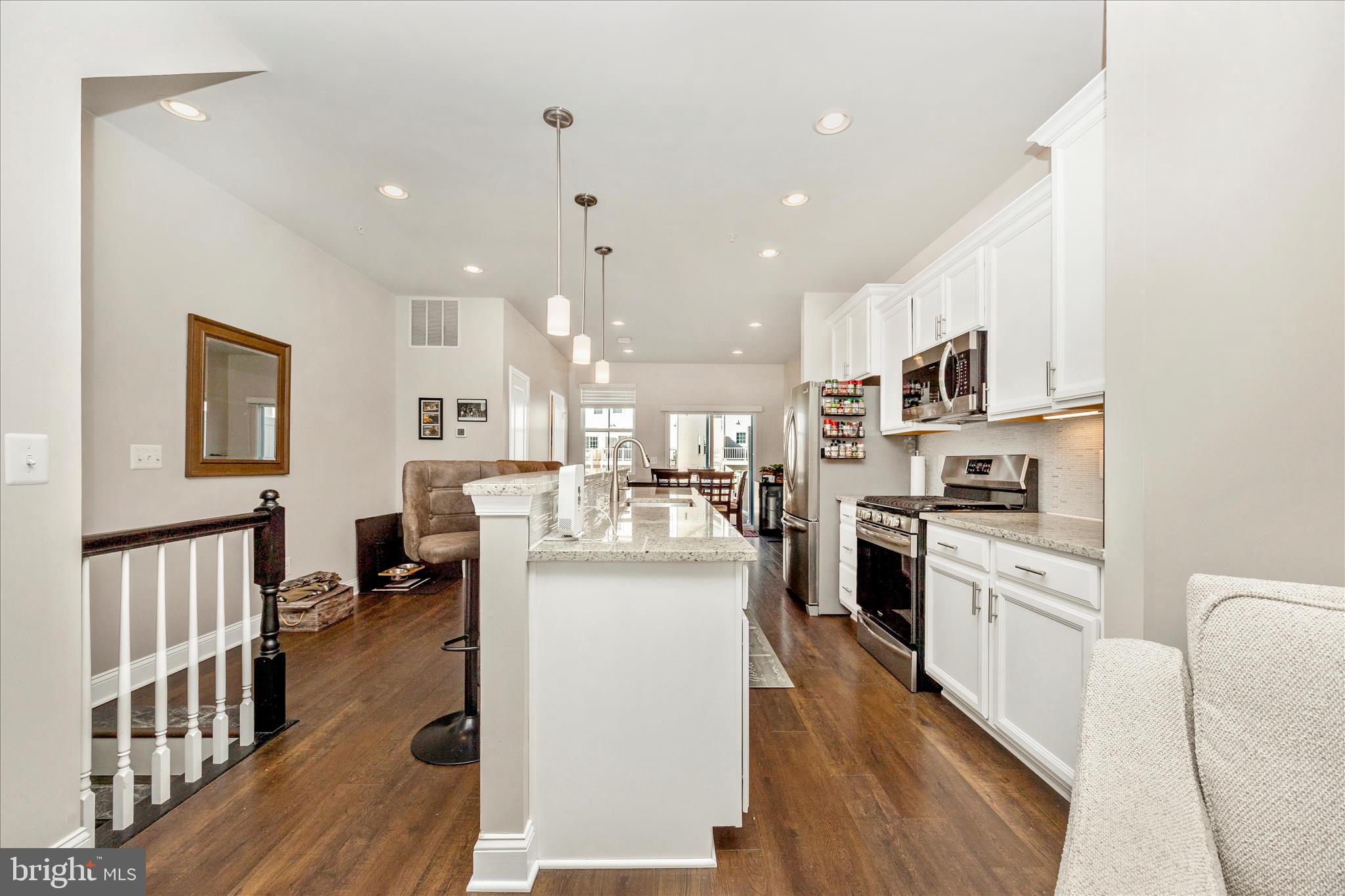 WESTVIEW SOUTH - Residential